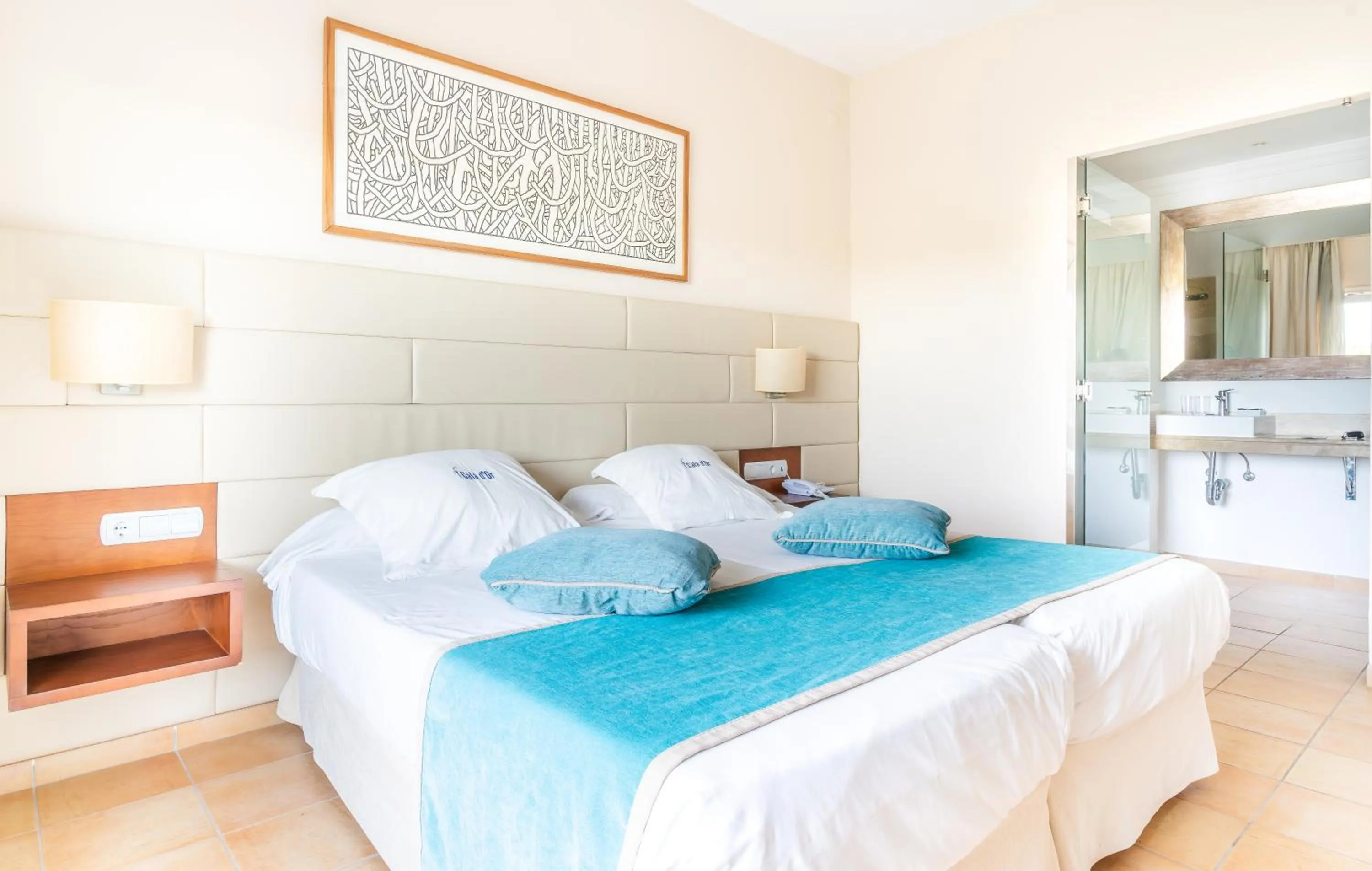 Bed in Hotel Cala Dor - Adults Only