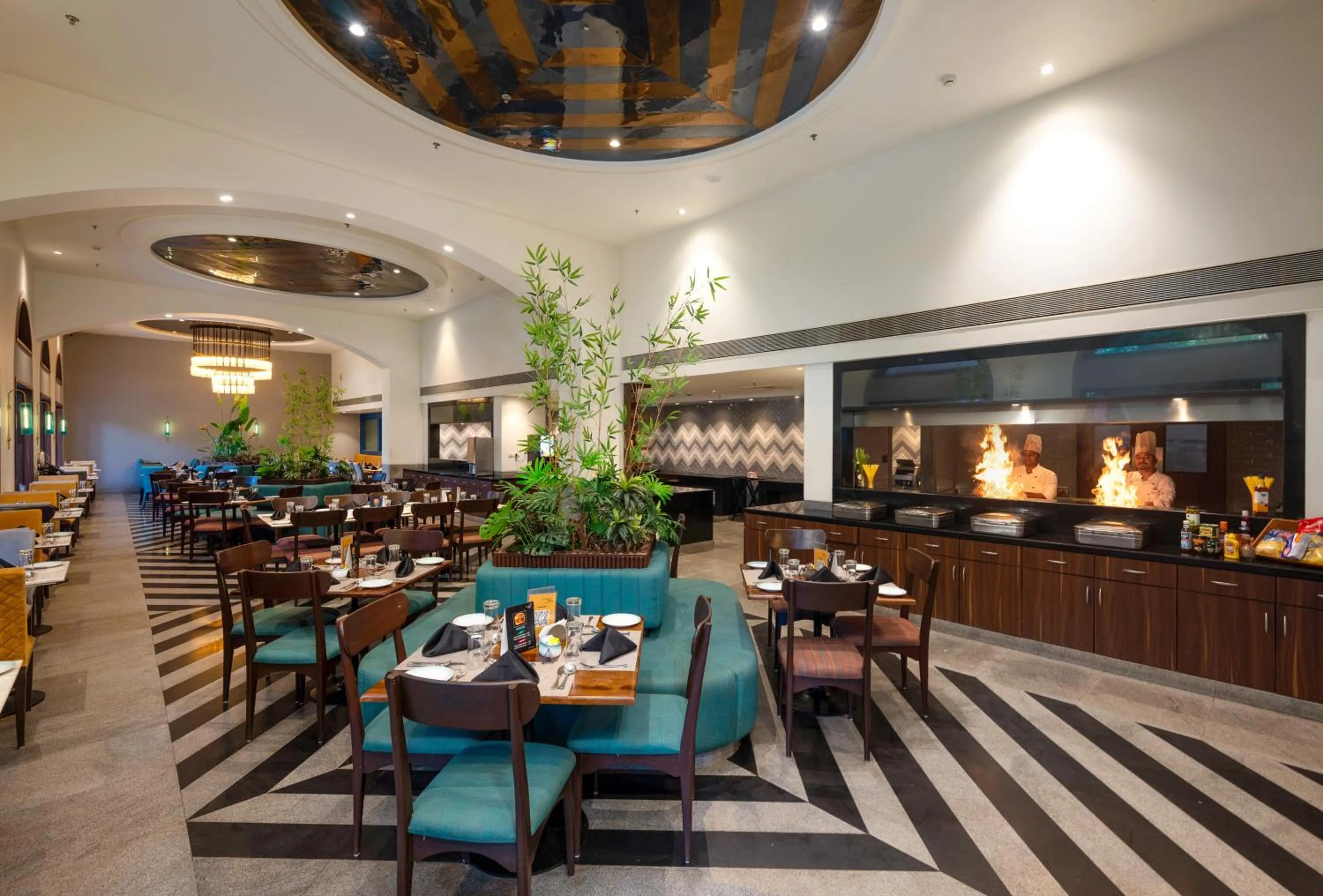 Restaurant/places to eat in The Lagoona Resort