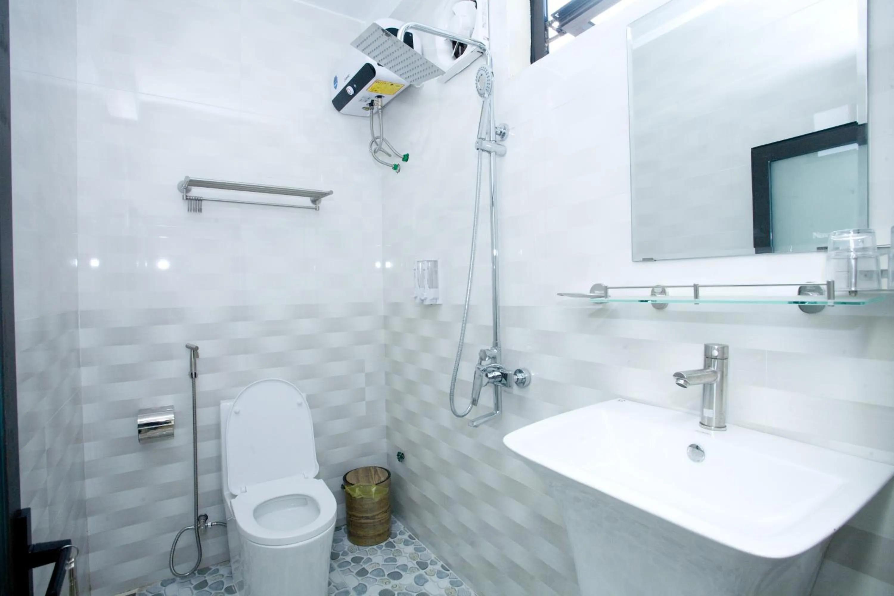 Bathroom in Golden Forest Homestay
