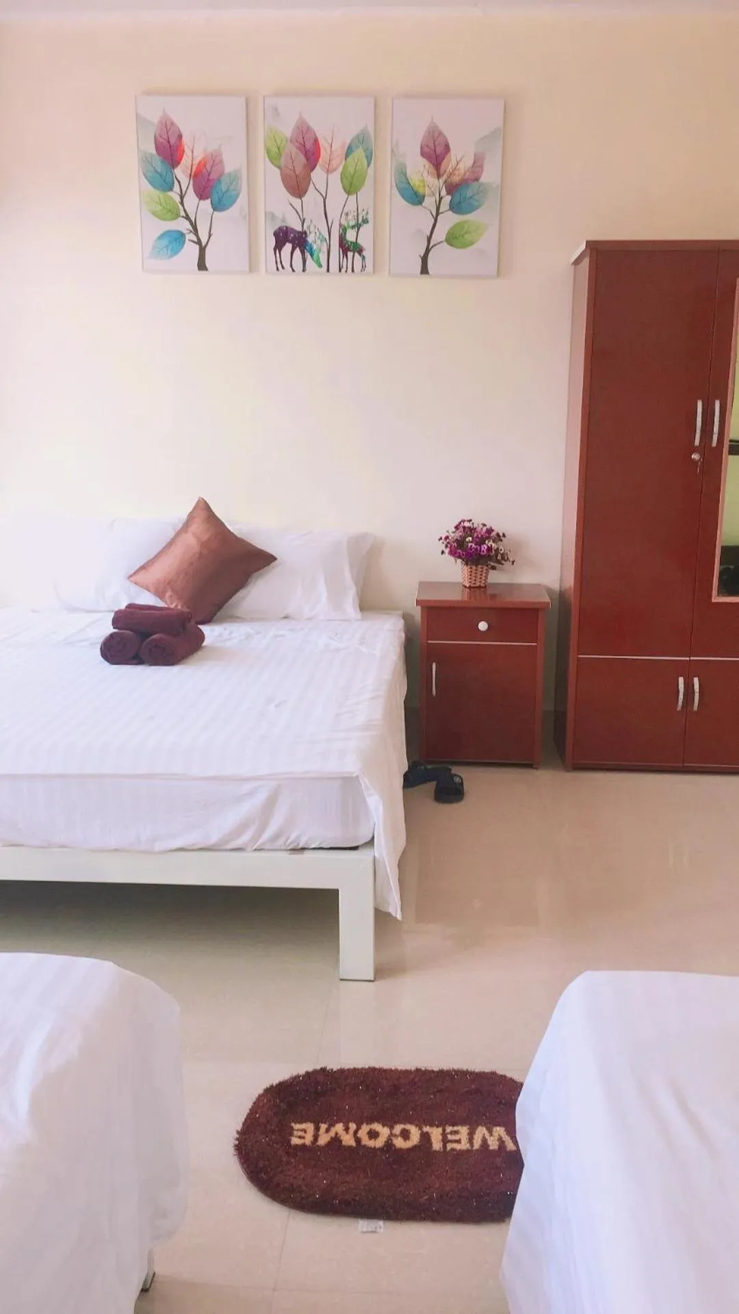 Bed in Golden Forest Homestay