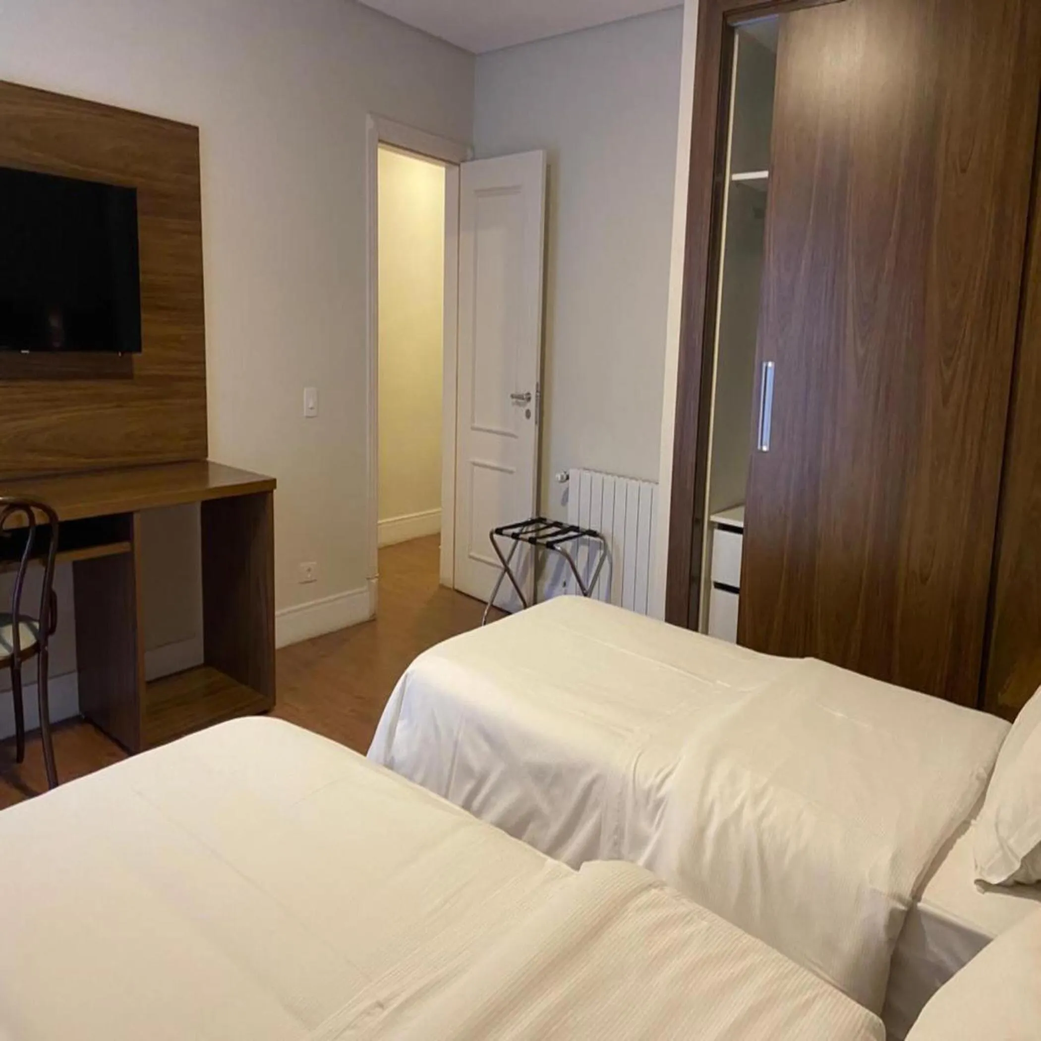 Photo of the whole room, Bed in Hotel Chateau