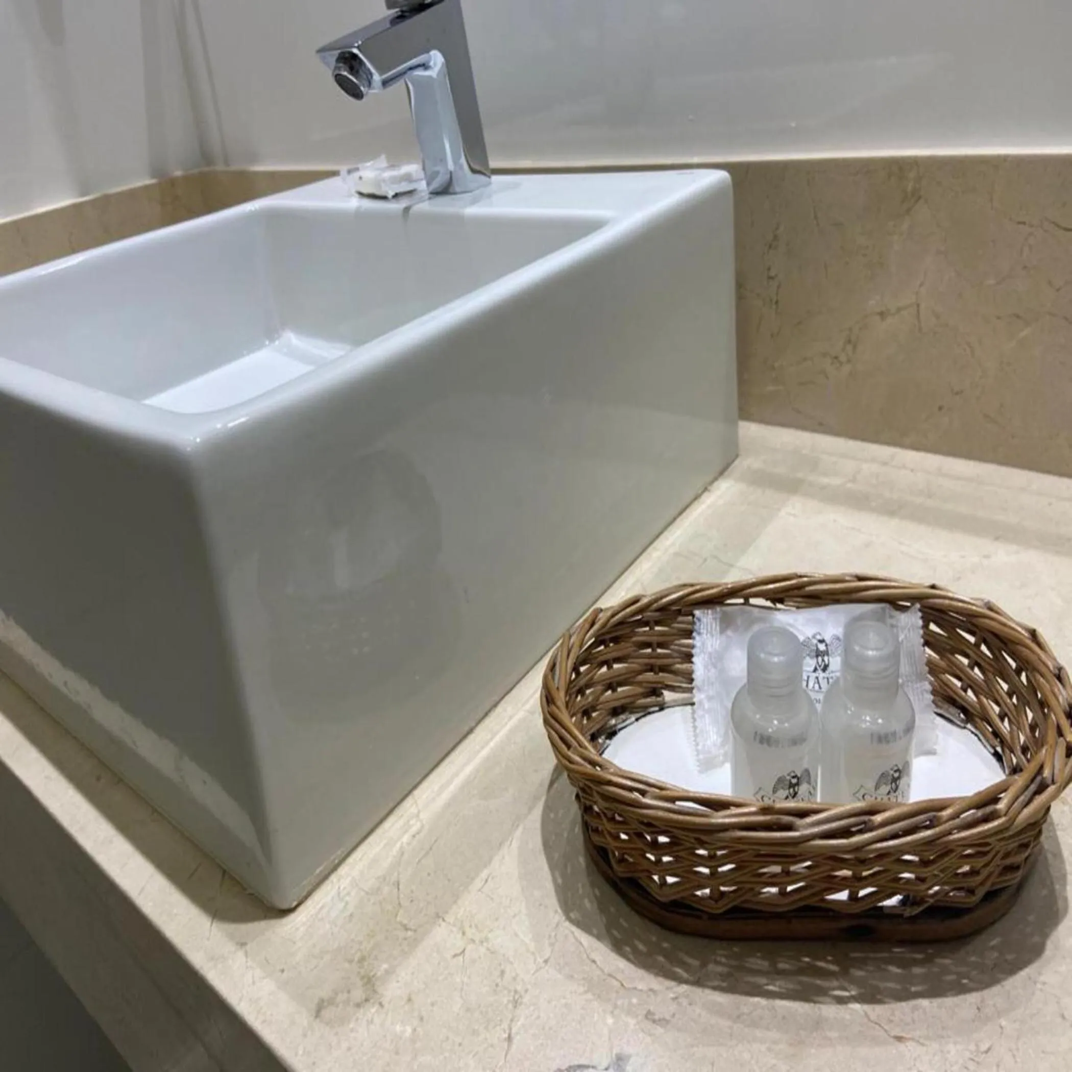 Bathroom in Hotel Chateau