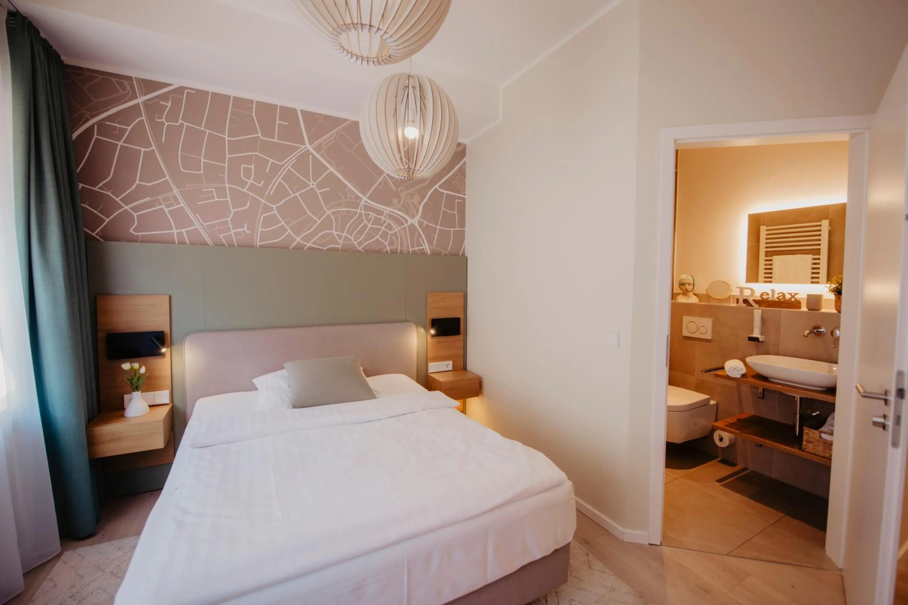 Photo of the whole room, Bed in Hotel-Restaurant Haselhoff