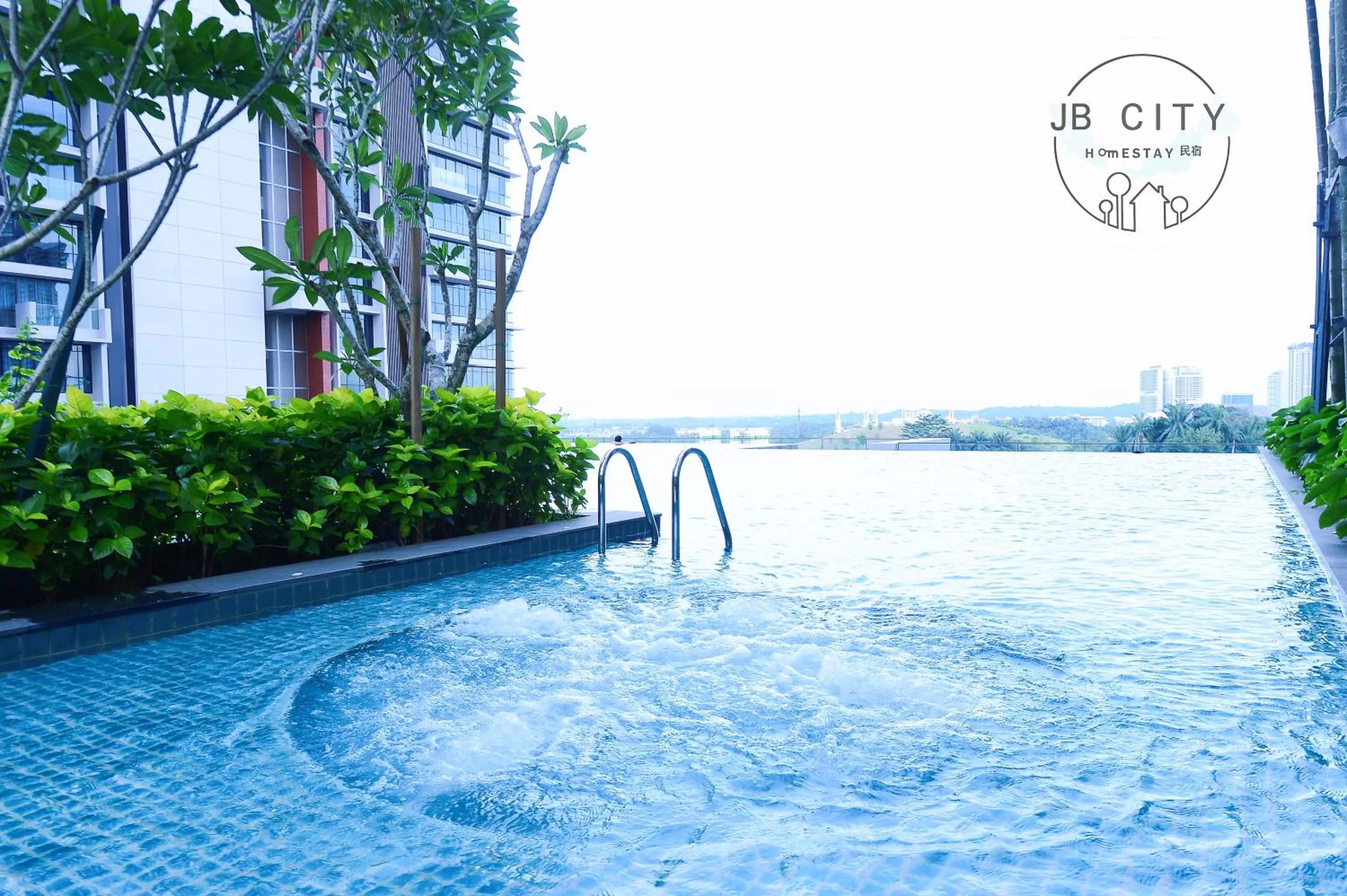 Pool view in Grand Medini Suites by RR JBcity