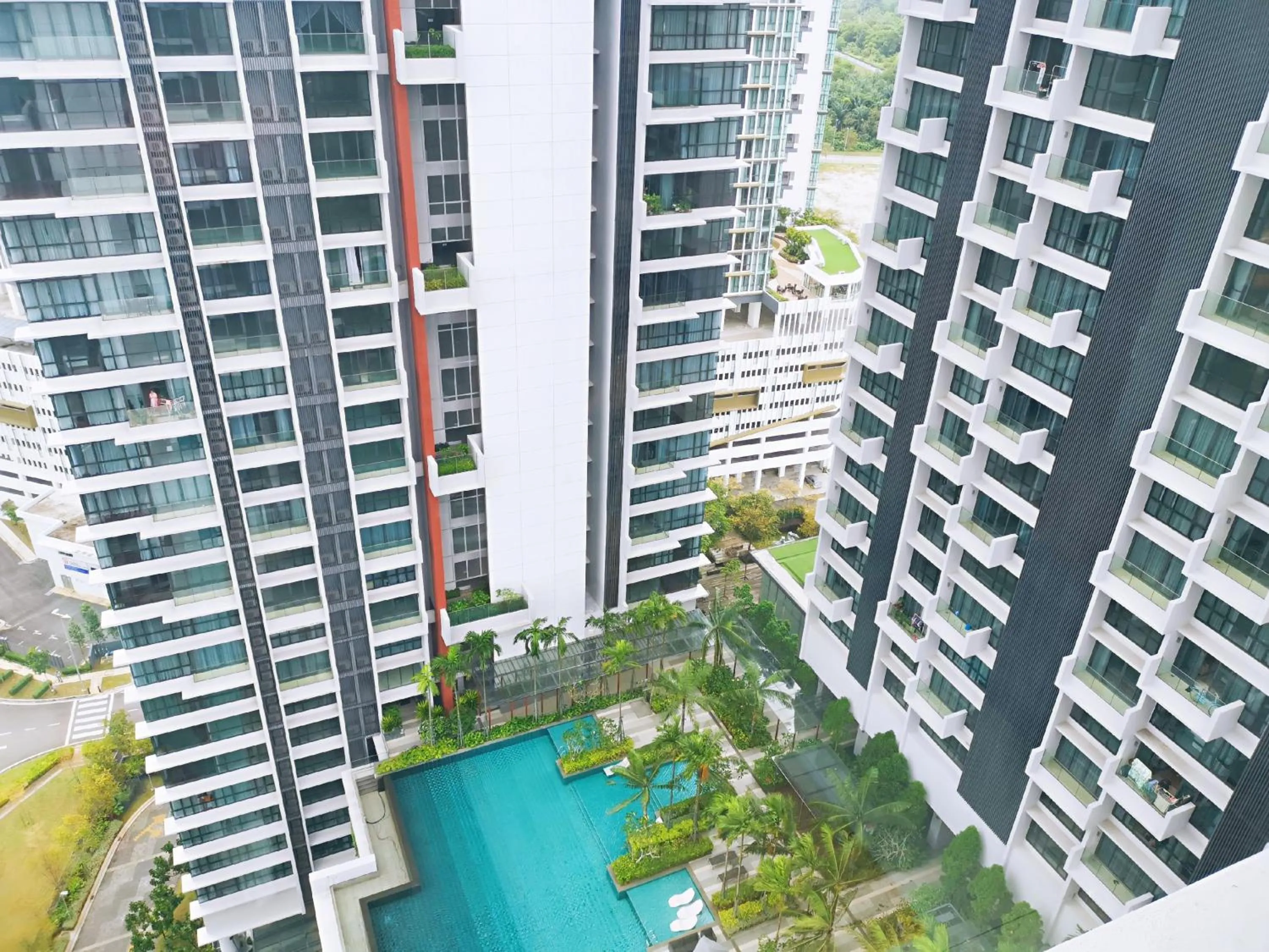 Property building in Grand Medini Suites by RR JBcity