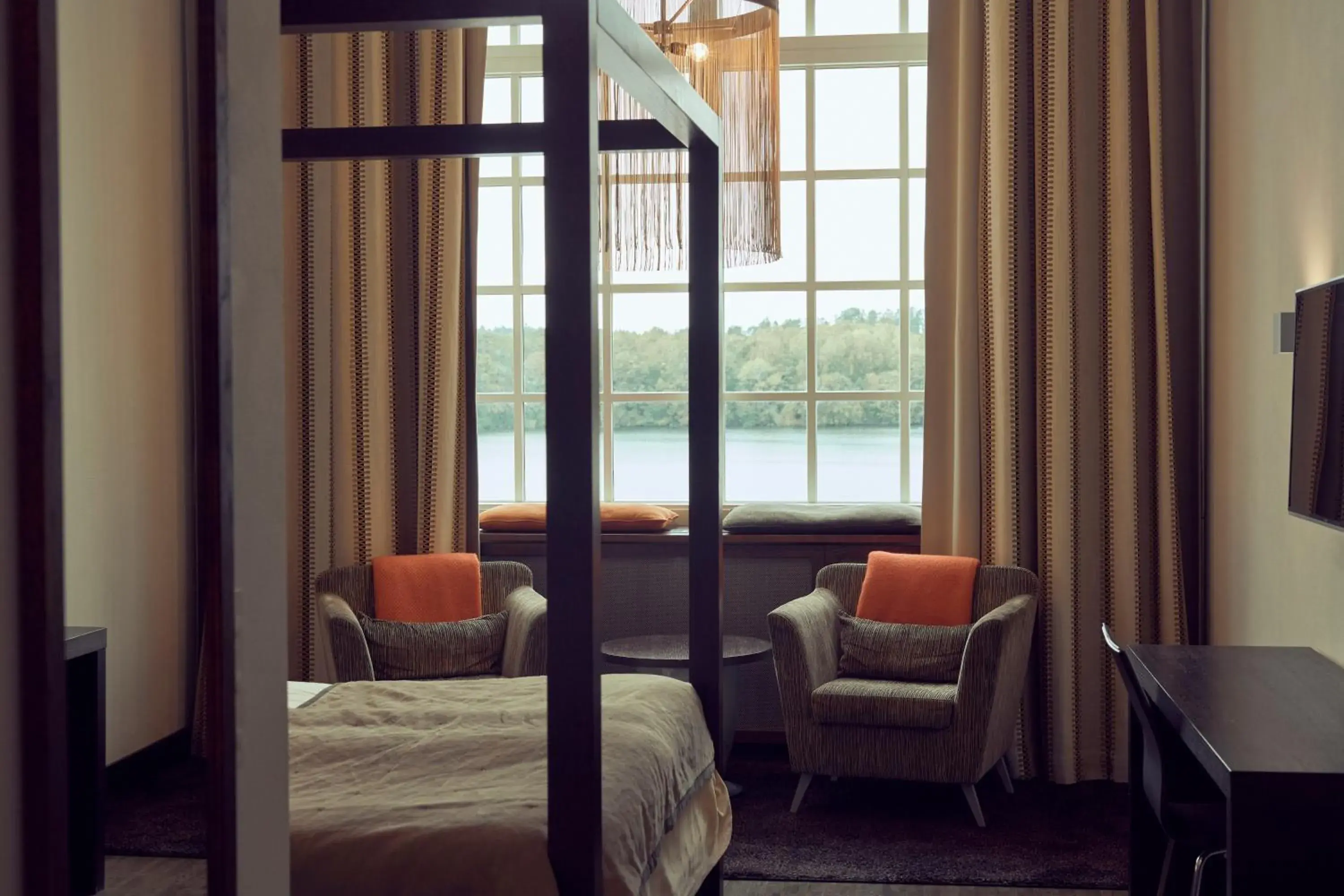 Superior Double Room with Lake View in Nääs Fabriker Hotell & Restaurang Superior Double Room with Lake View in Nääs Fabriker Hotell & Restaurang