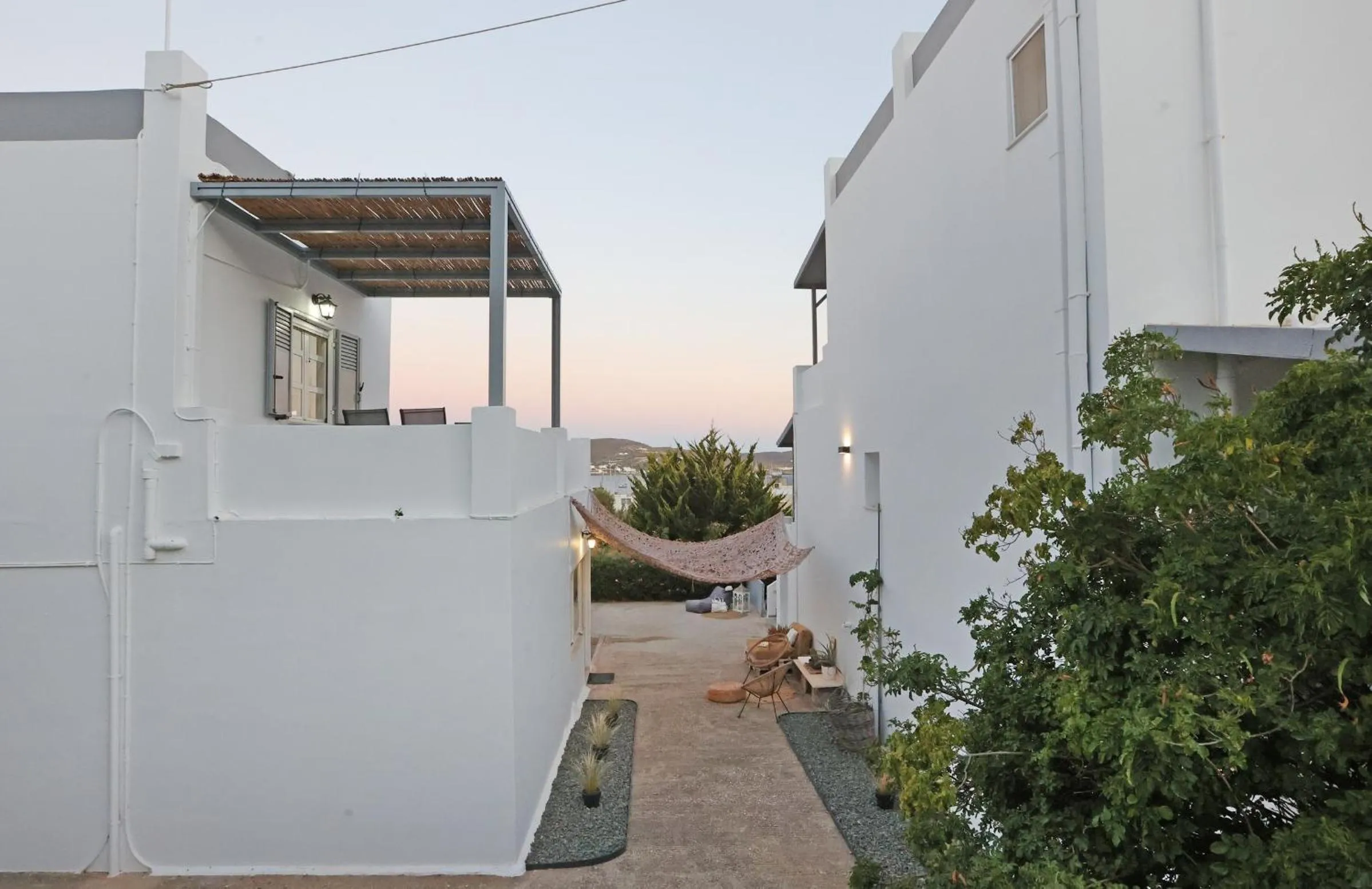 Property building in Galini Rooms & Apartments