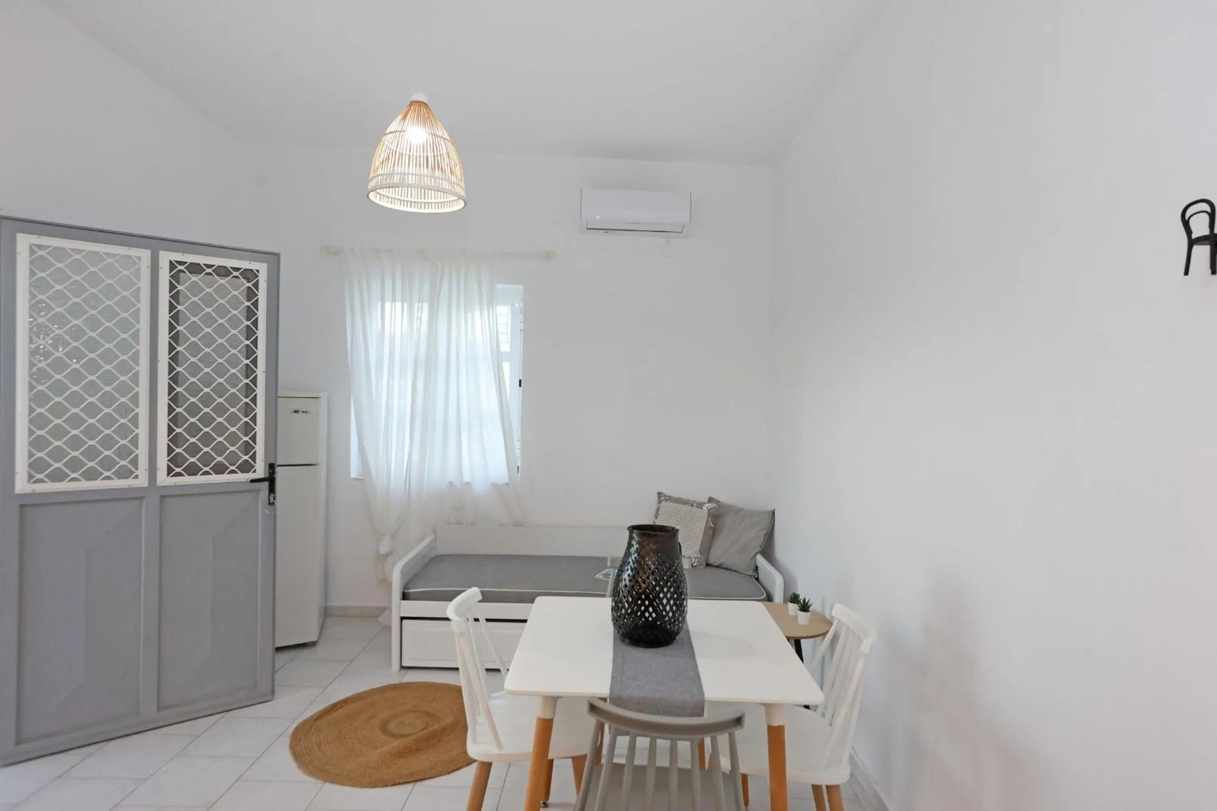 Seating area in Galini Rooms & Apartments