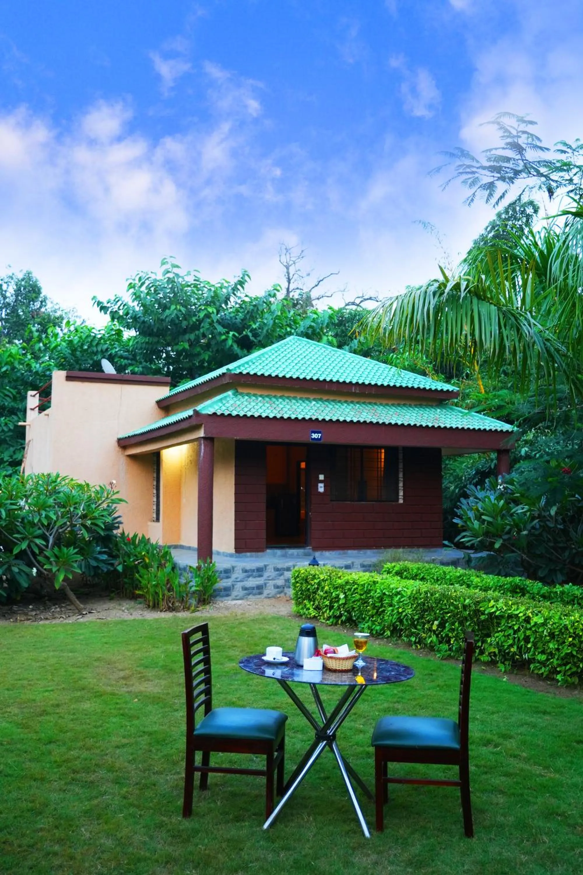Garden view in Olive Resort - Sillari Pench