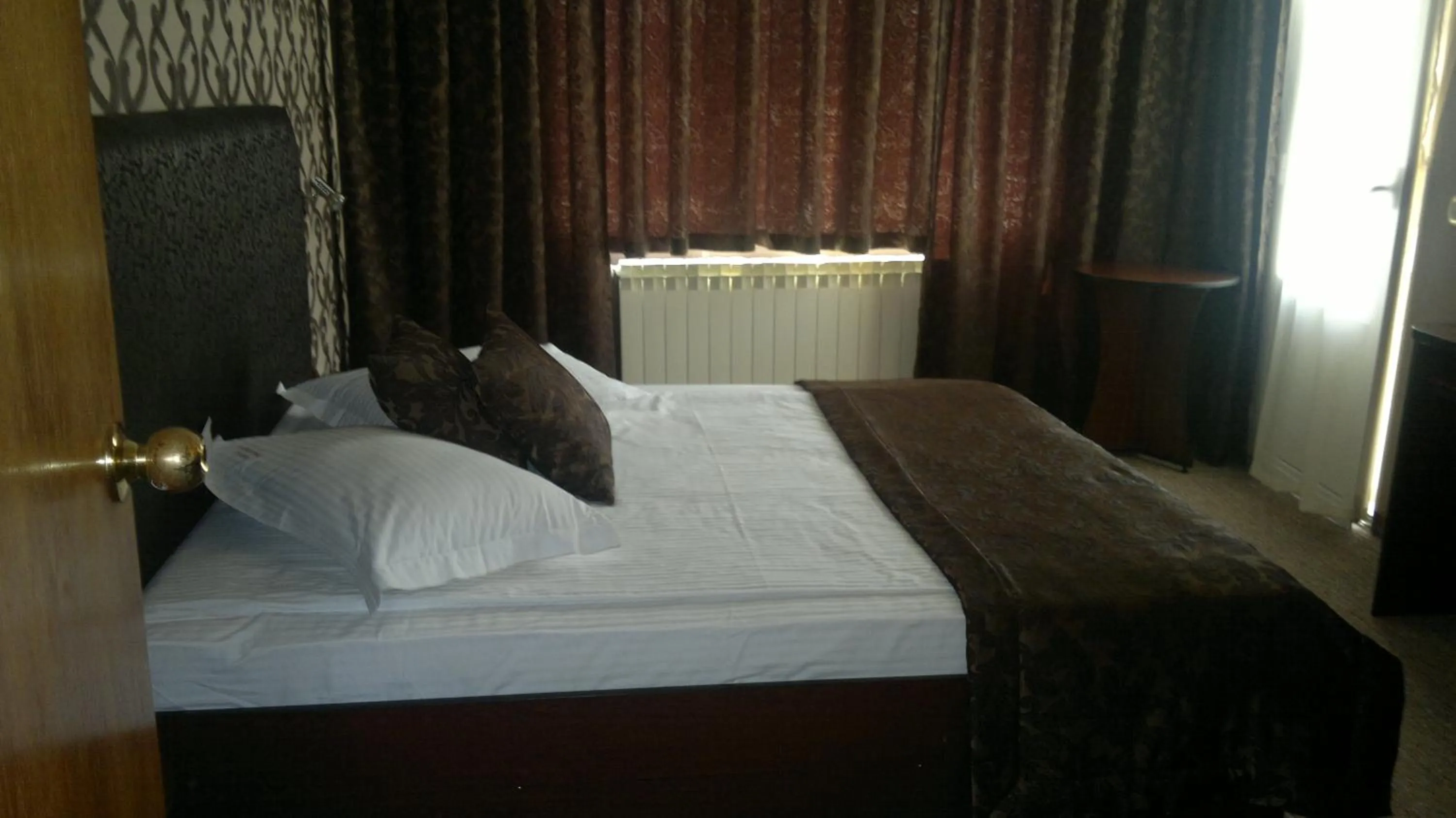 Bedroom, Bed in Family Hotel Yagoda88