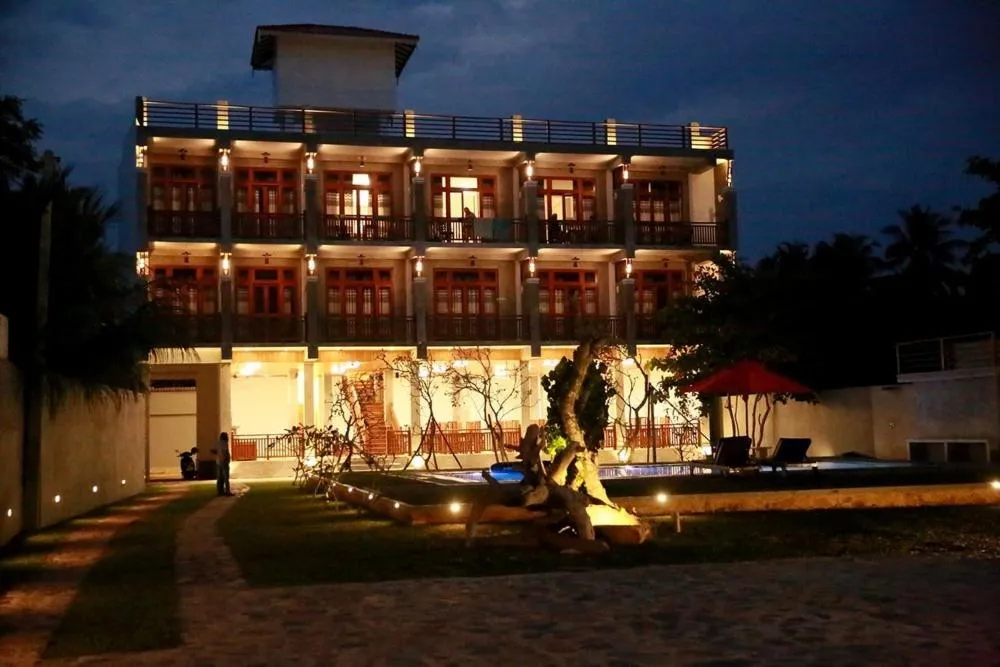 Property building in Samaraana