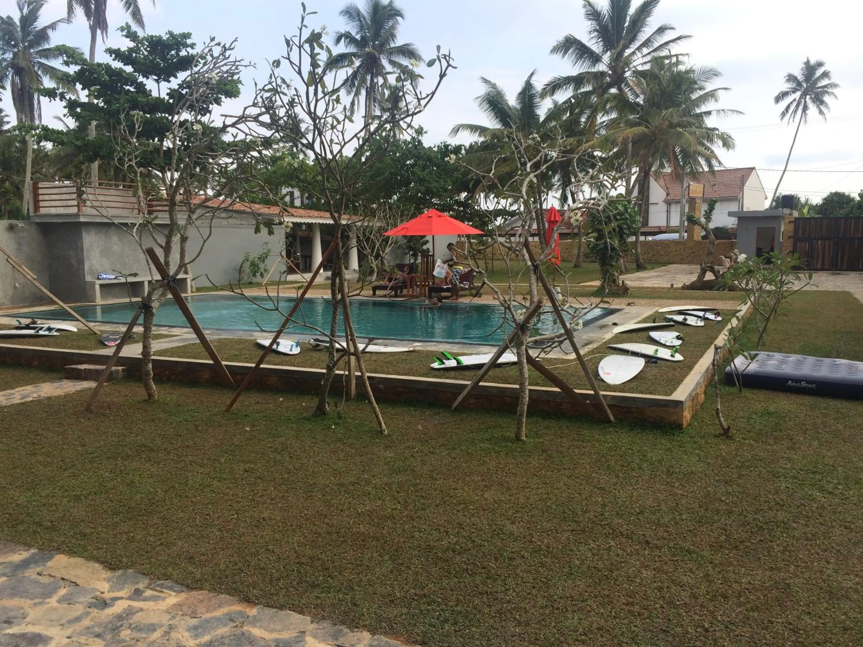 Swimming pool in Samaraana