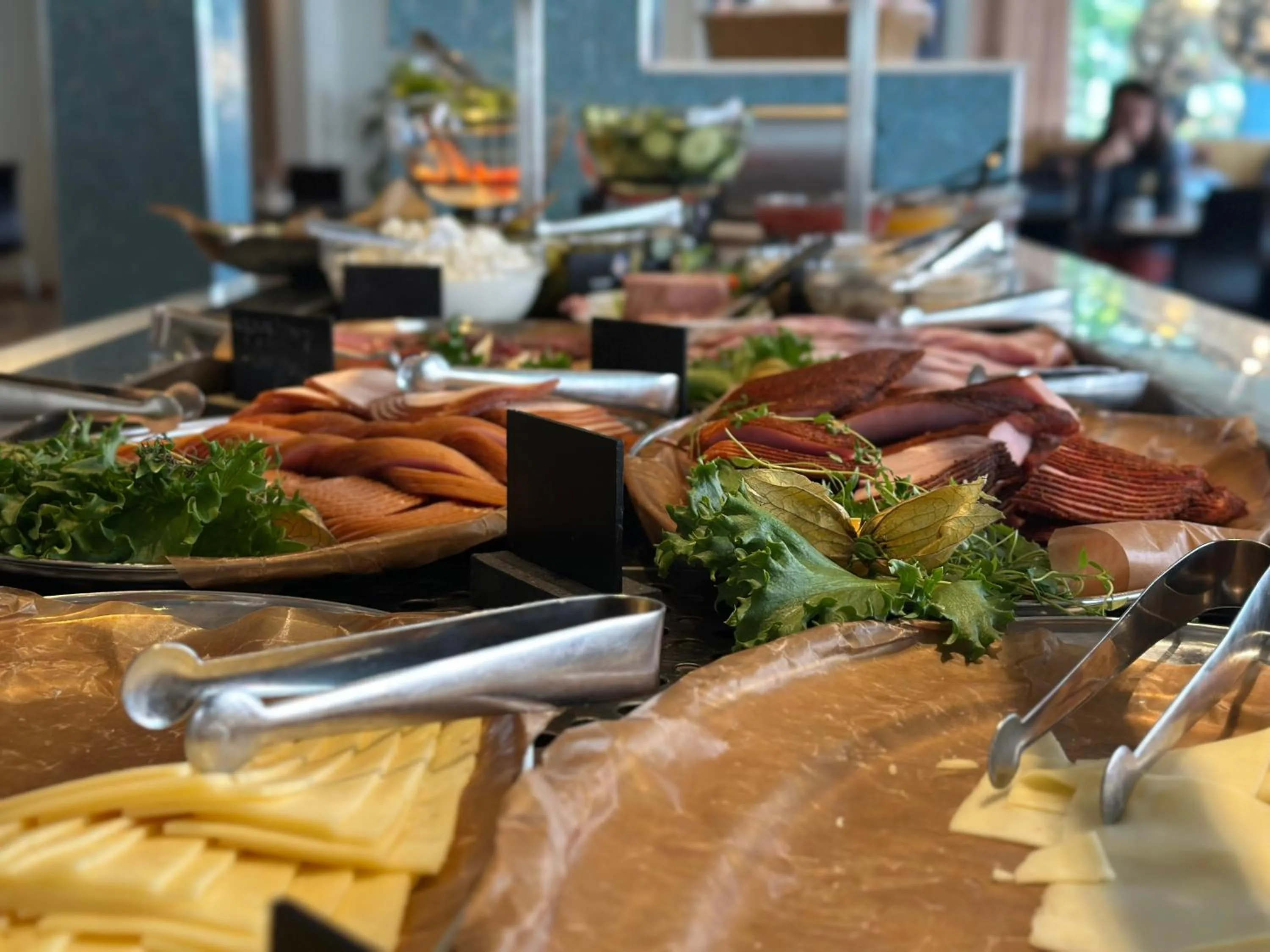 Buffet breakfast in Spar Hotel Majorna