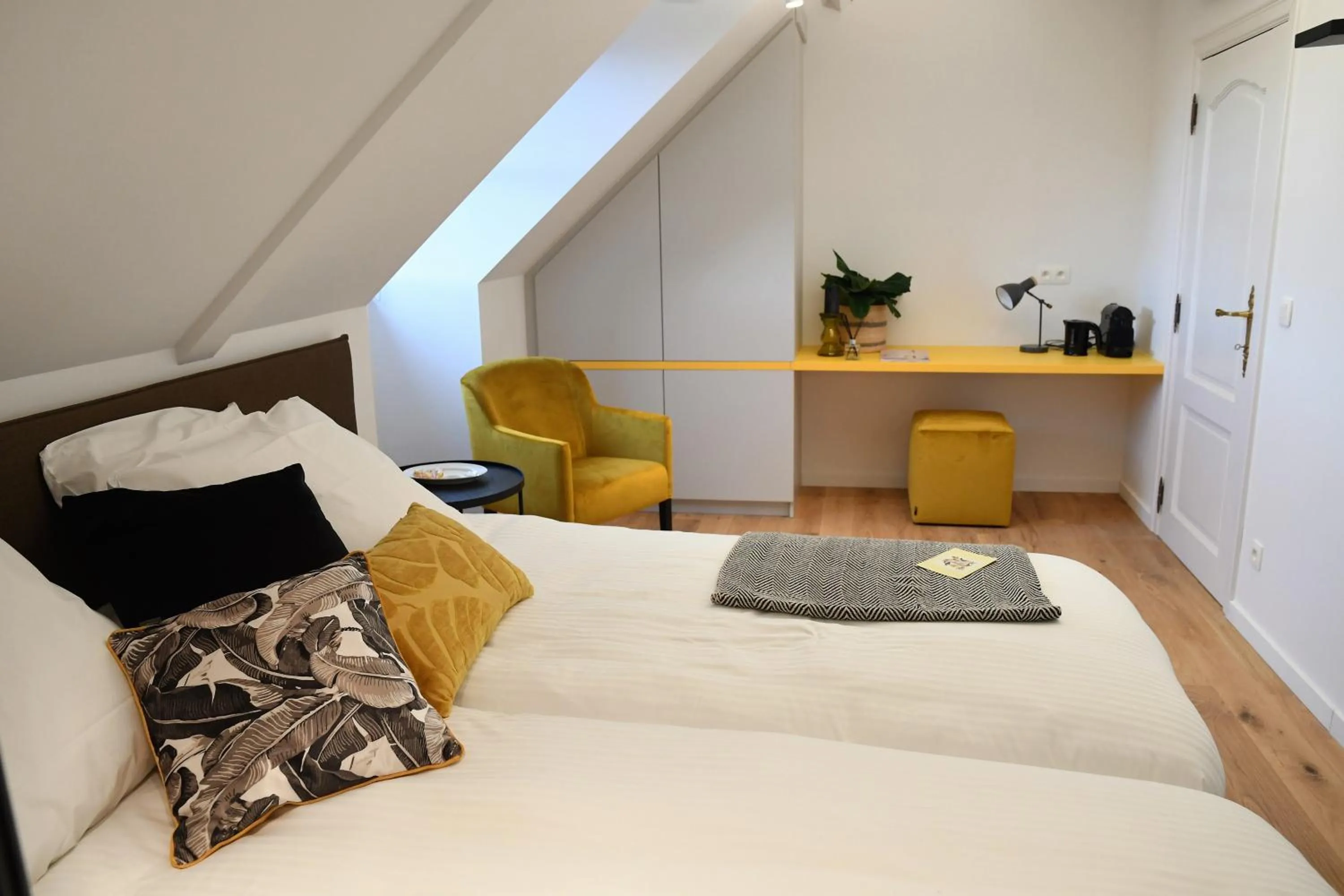 Bedroom, Bed in Ask Lily