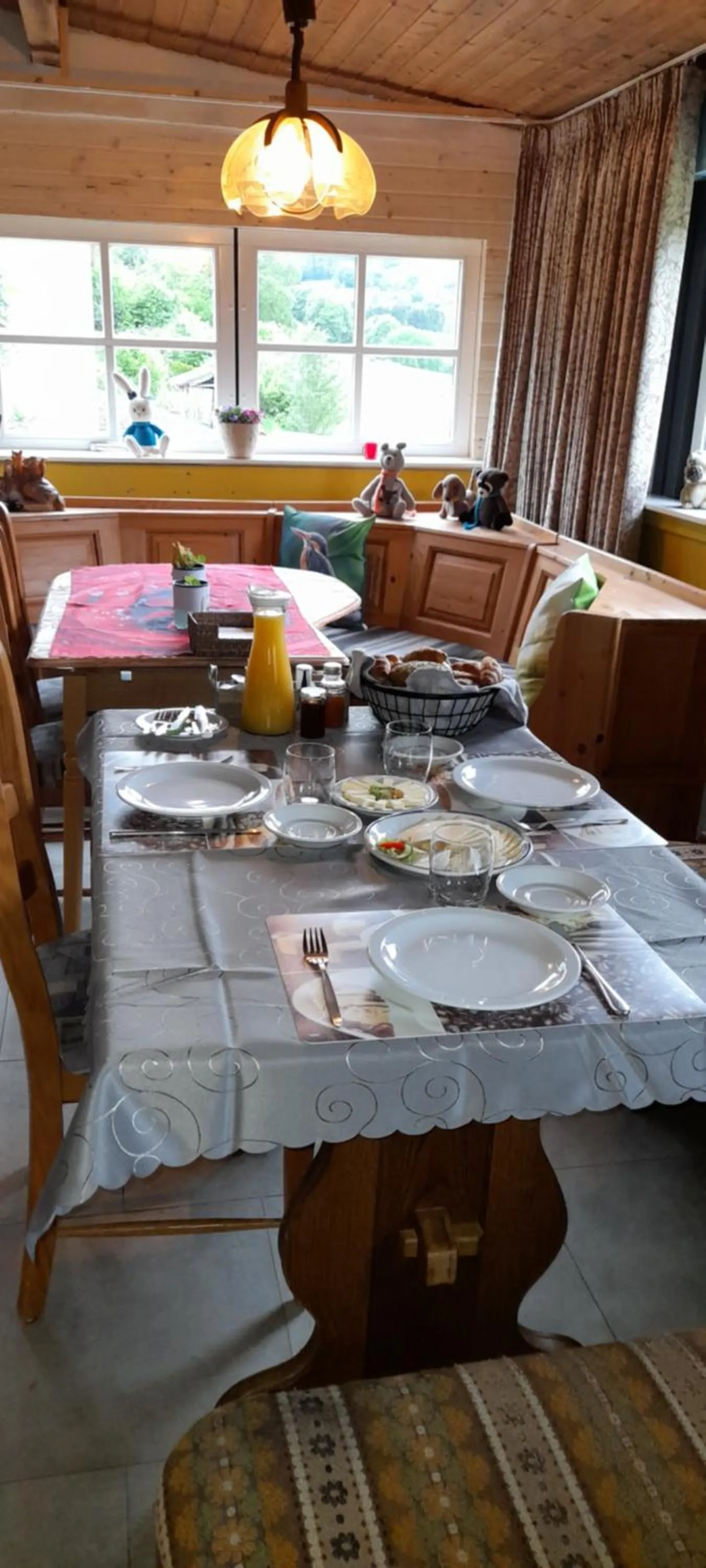 Game Room in Sunrise B&B Hellenthal