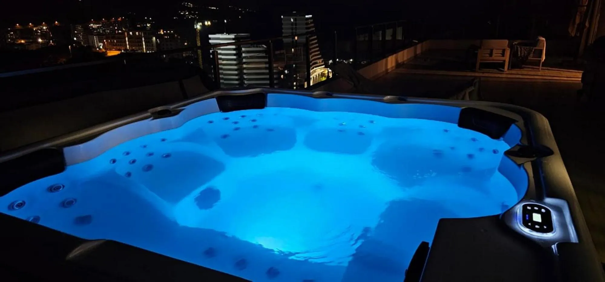 Night in Sunny Side Wellness Resort & Spa