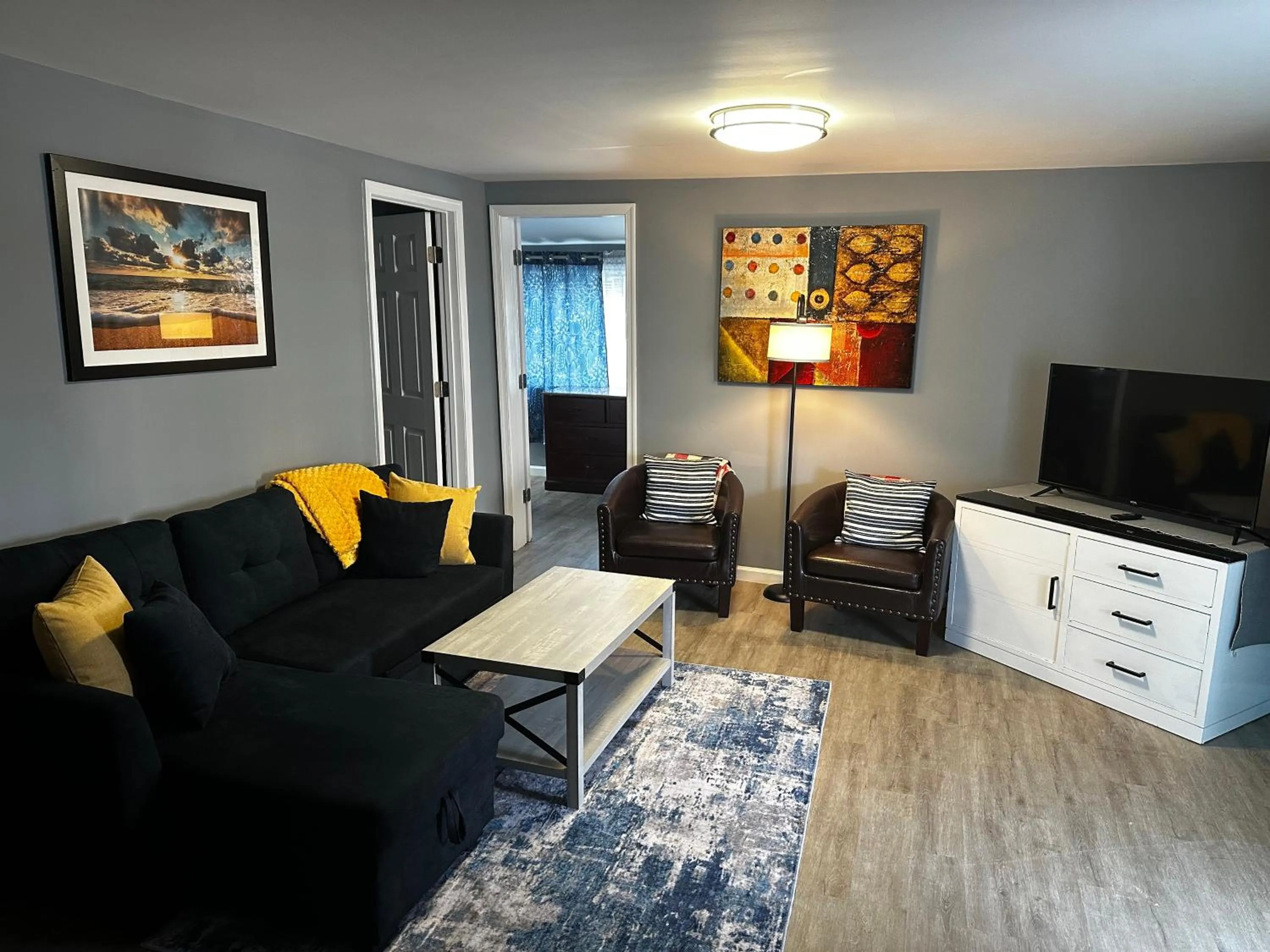 Atlantic Breeze Motel & Apartments