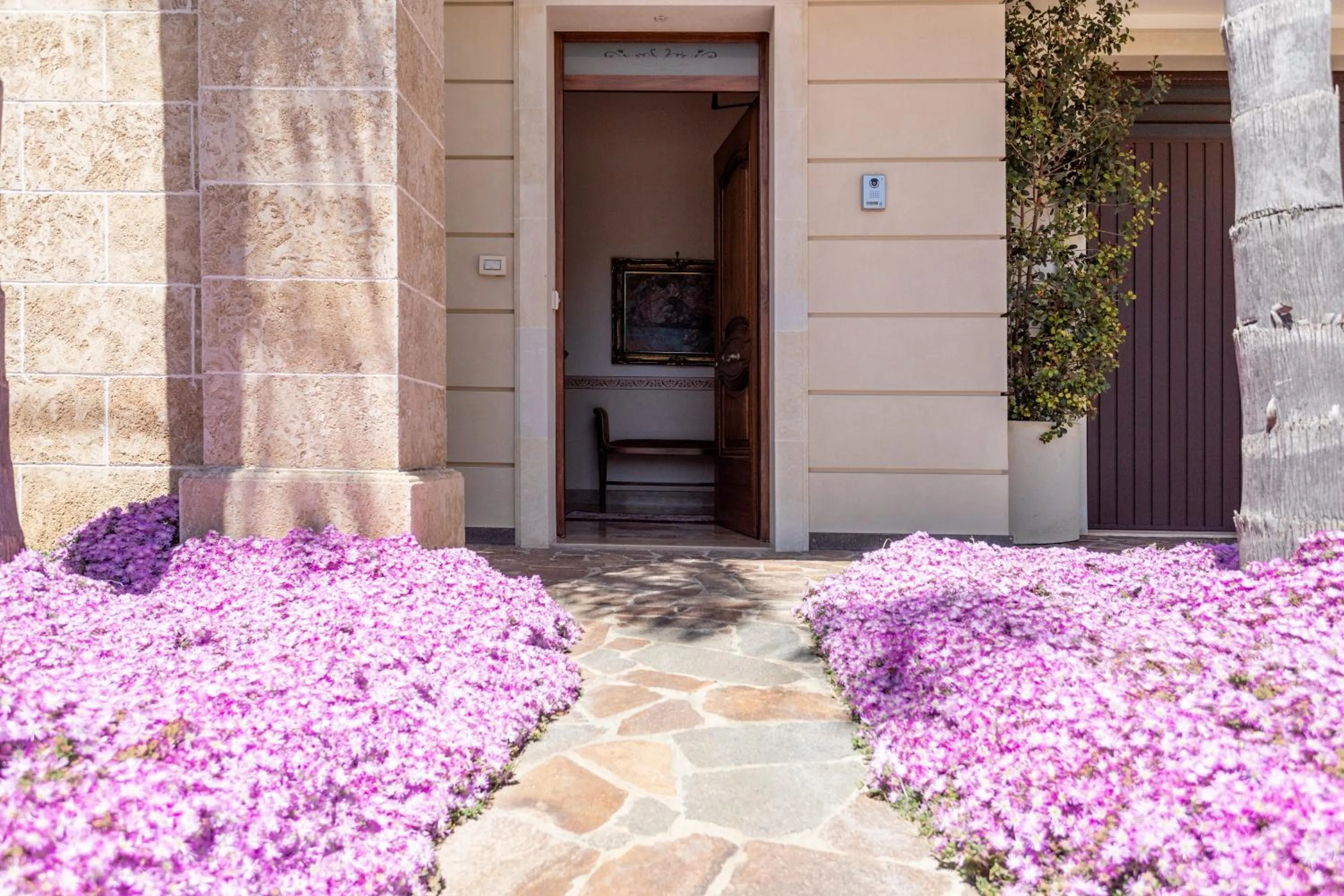 Facade/entrance in B&B Domus Japigia