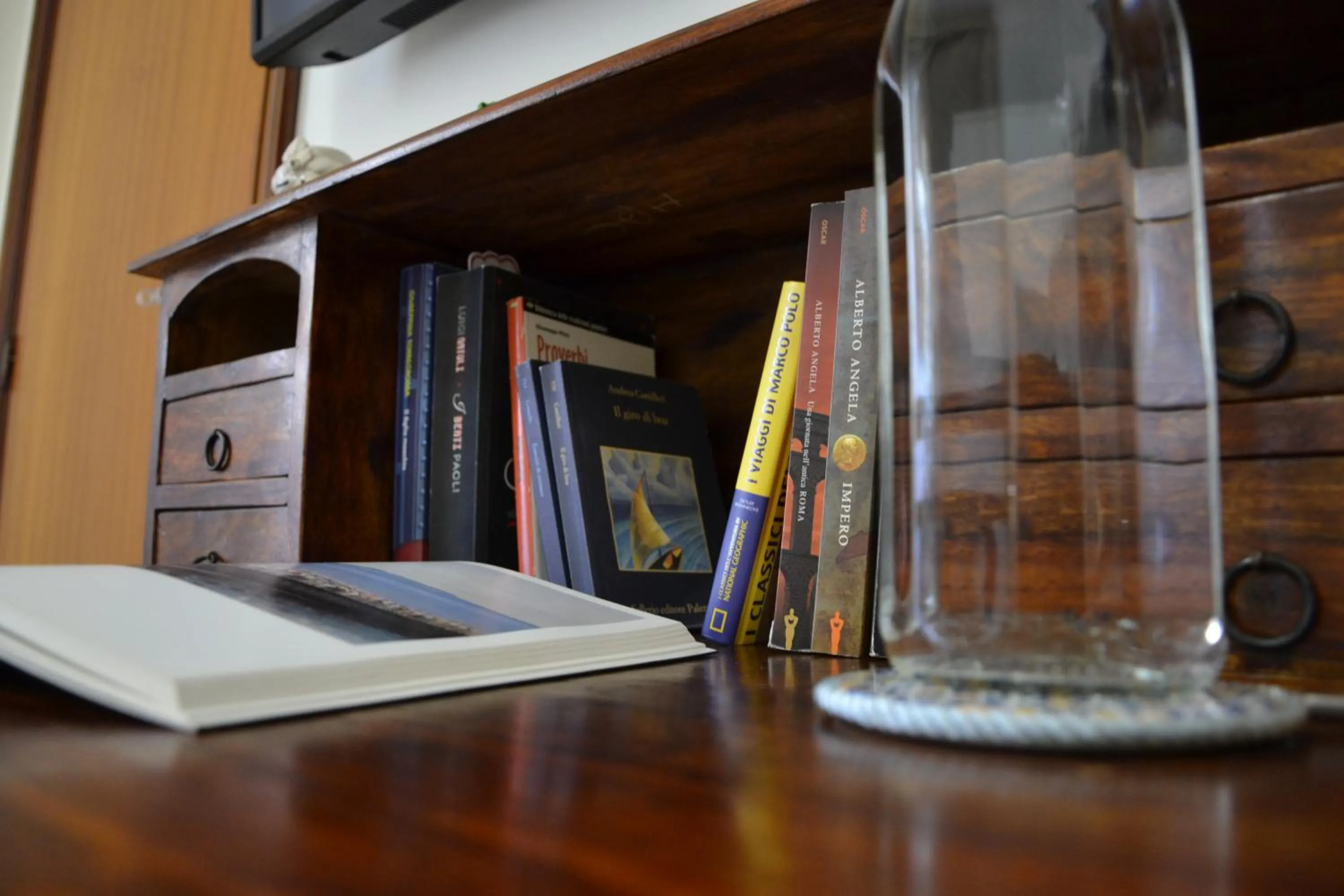 Decorative detail in Kantunè