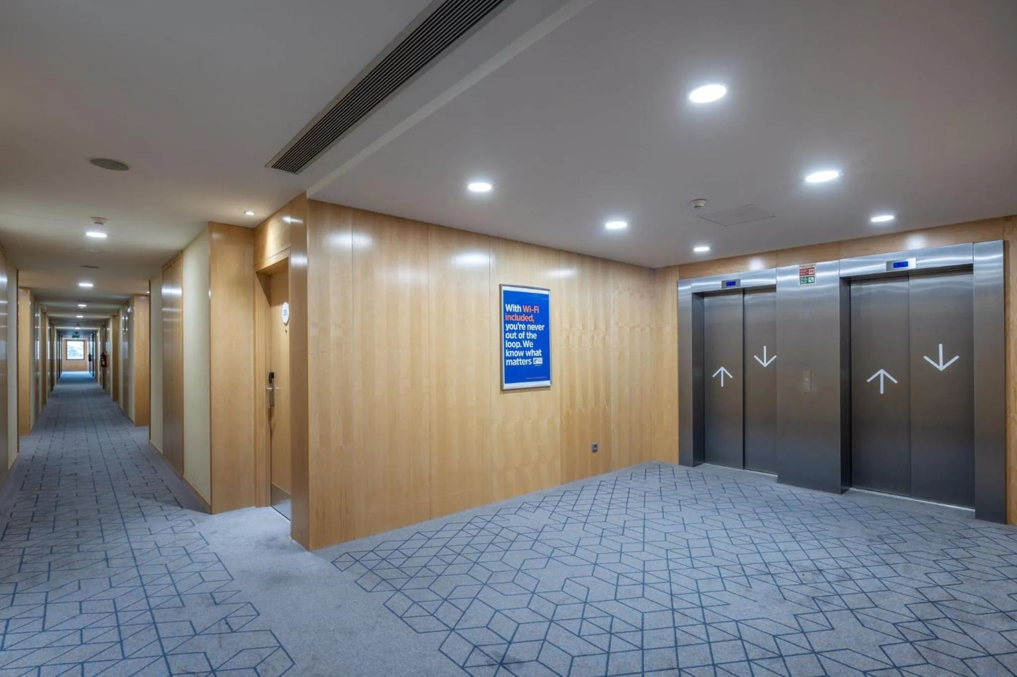 Lobby or reception in Holiday Inn Express Porto Exponor by IHG