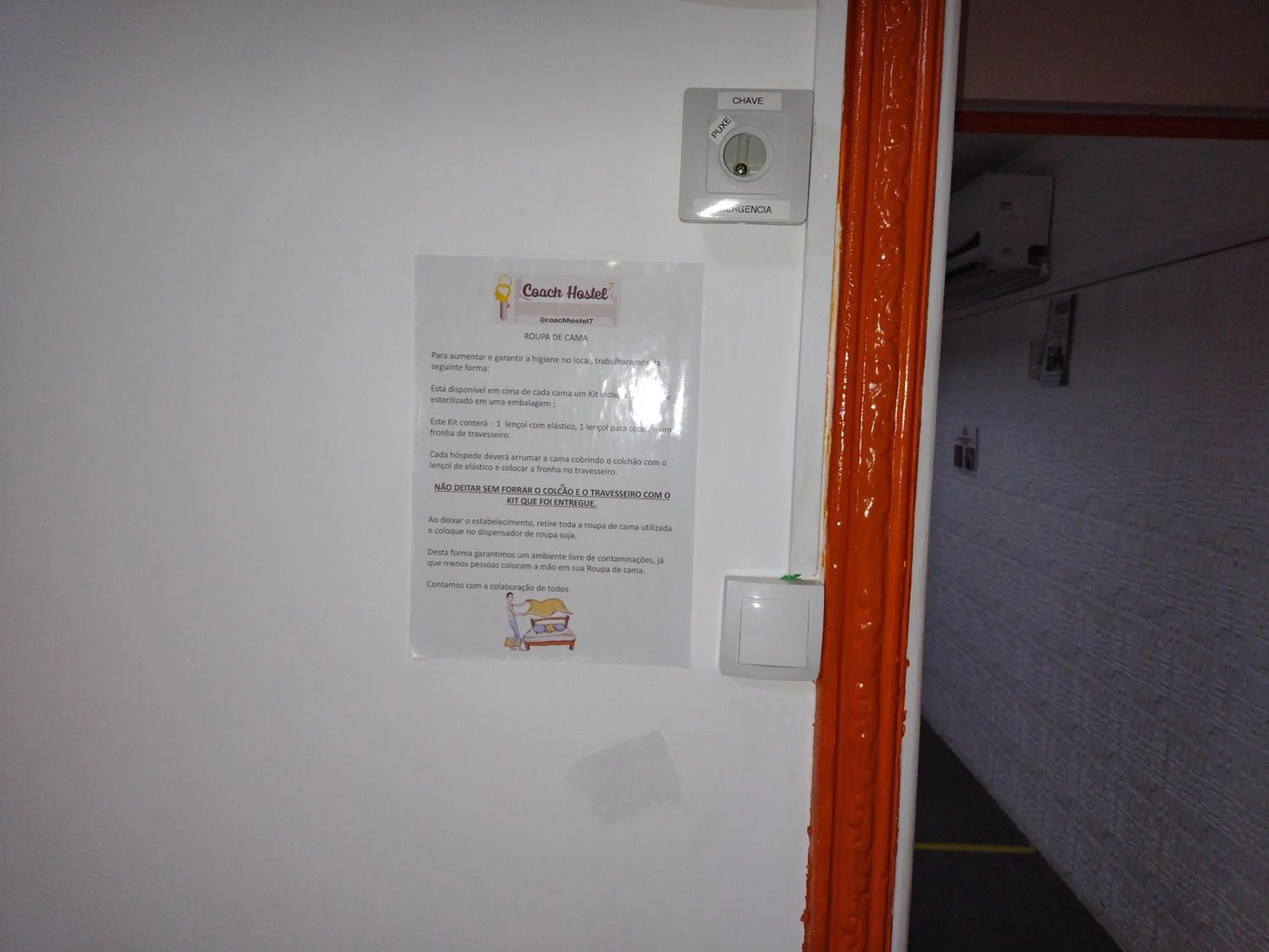 Logo/Certificate/Sign in COACHHOSTEL7