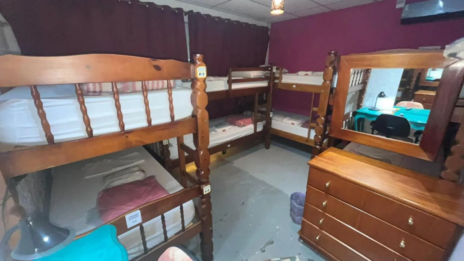 Photo of the whole room, Bed in COACHHOSTEL7