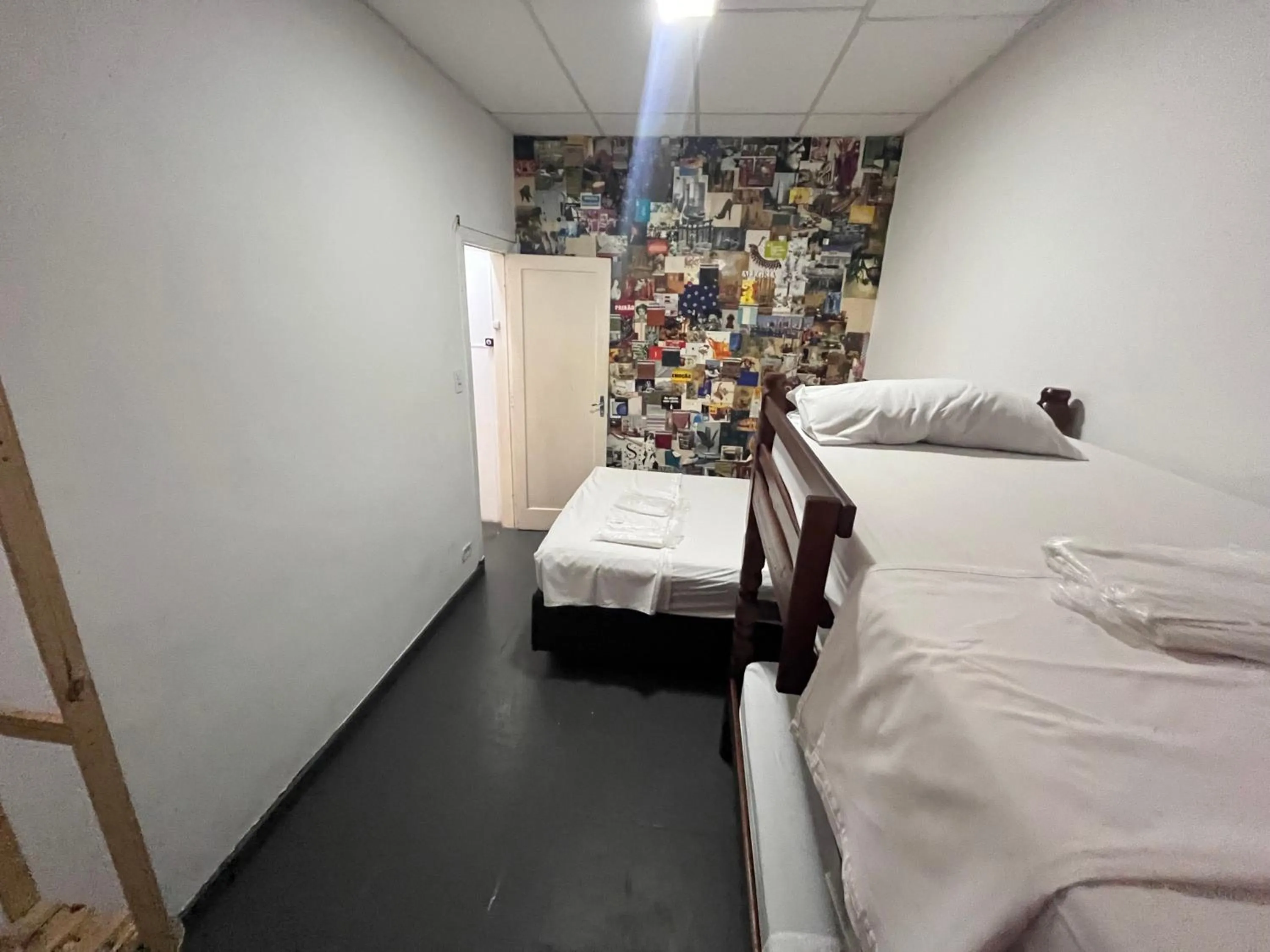 Bed in COACHHOSTEL7