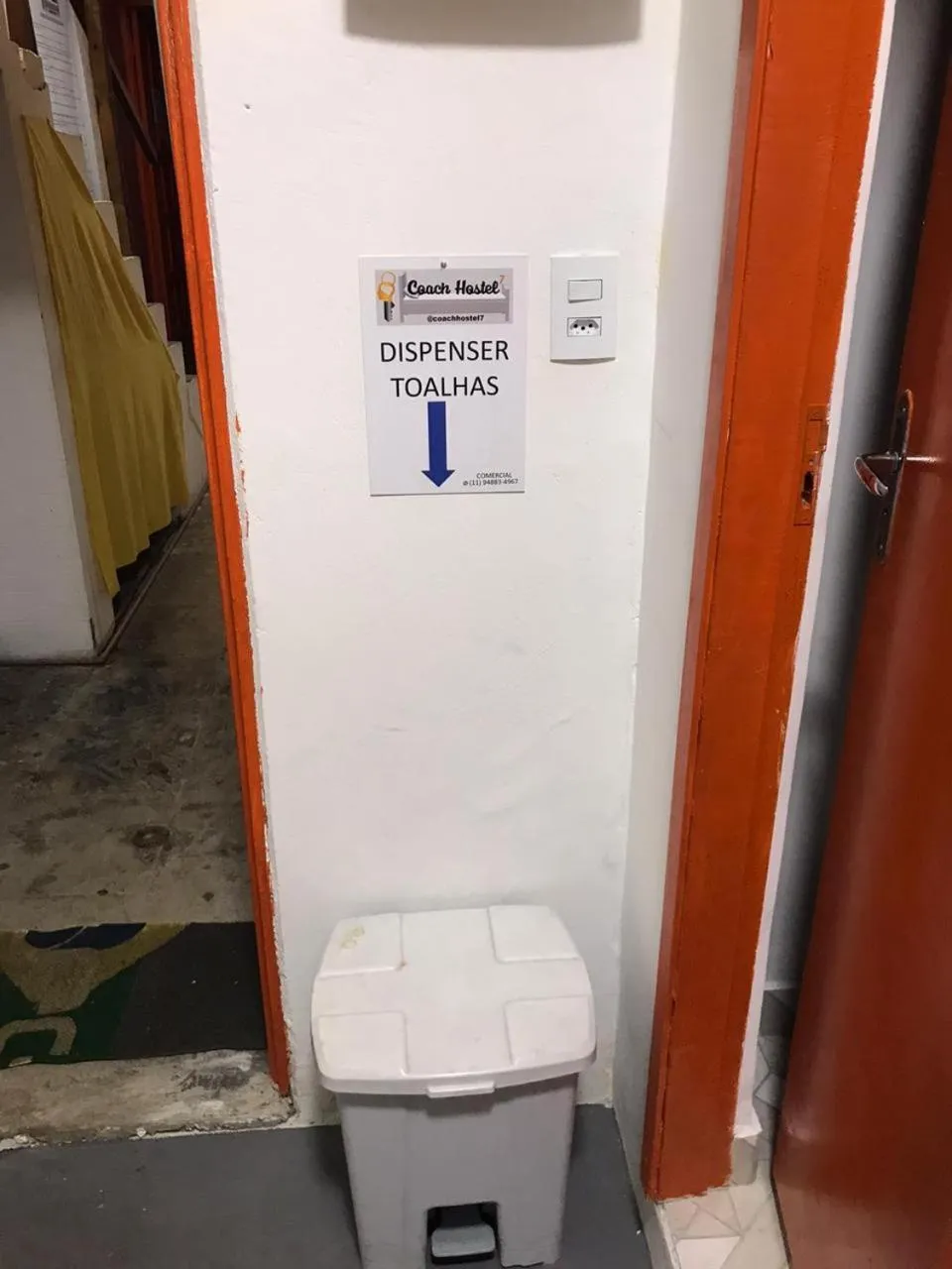 Logo/Certificate/Sign in COACHHOSTEL7