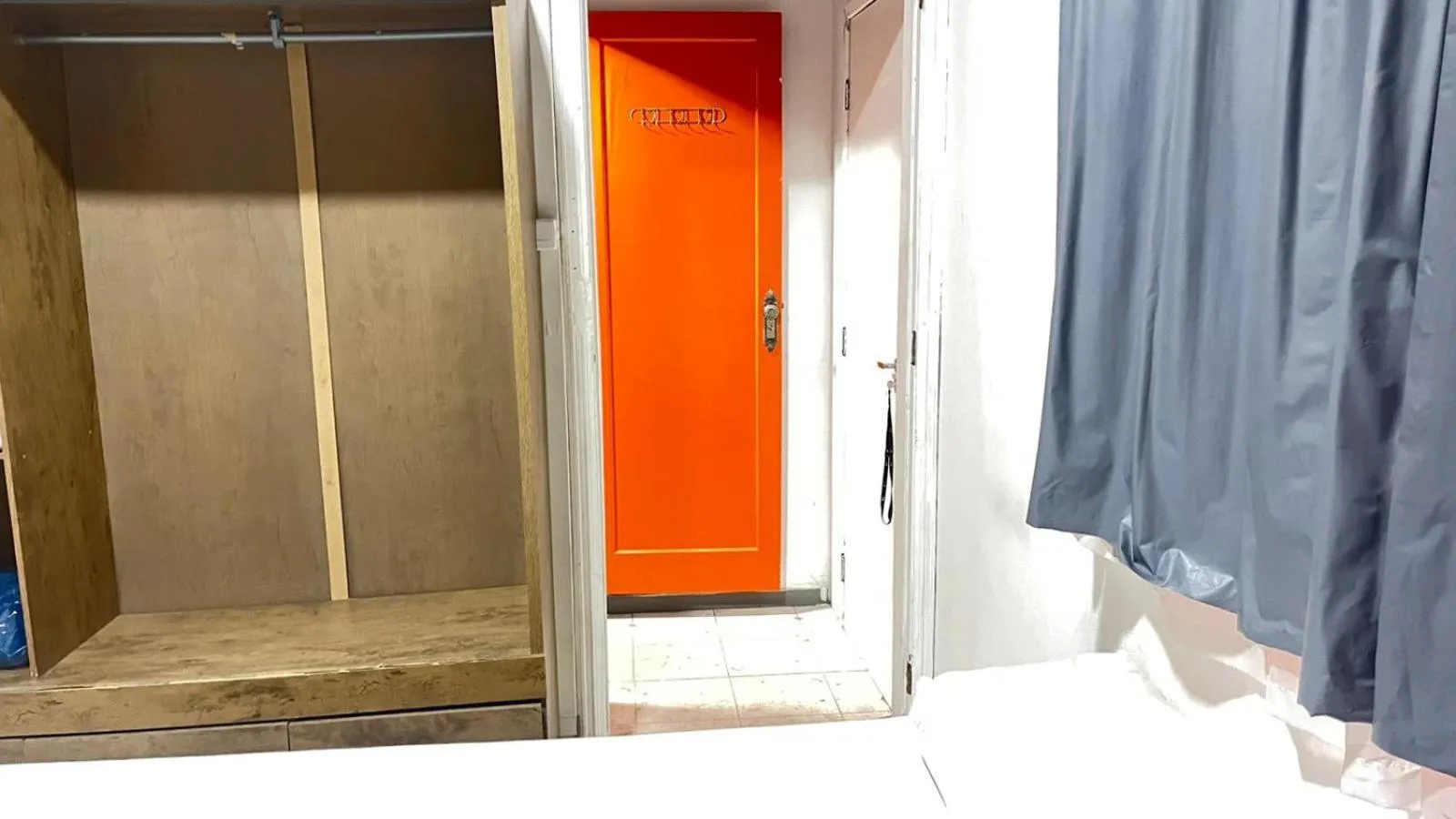 Bathroom in COACHHOSTEL7