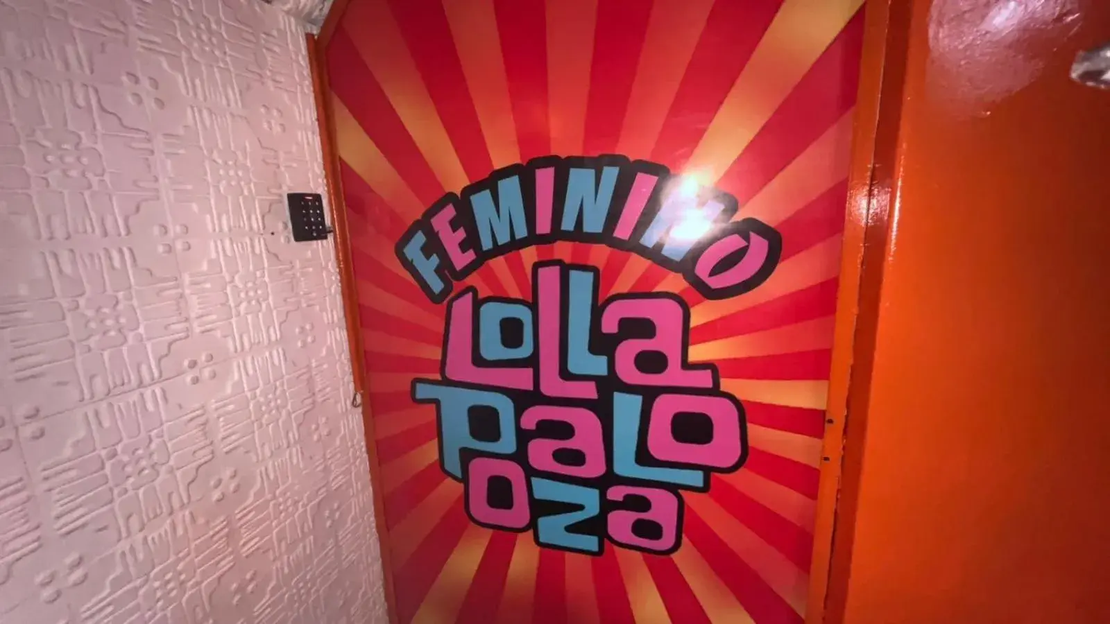 Bed in 6-Bed Female Dormitory Room in COACHHOSTEL7 Bed in 6-Bed Female Dormitory Room in COACHHOSTEL7