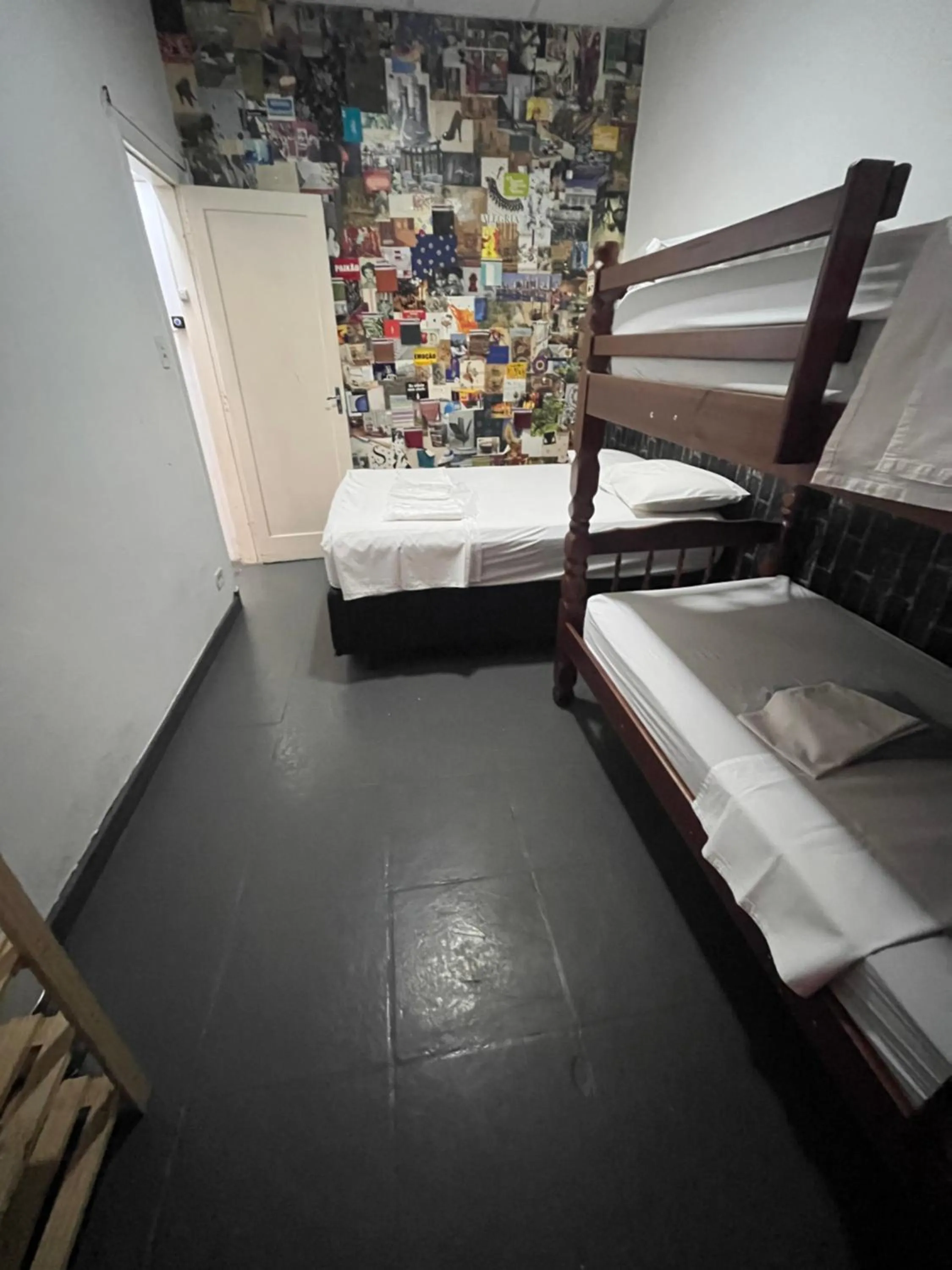 Bed in COACHHOSTEL7