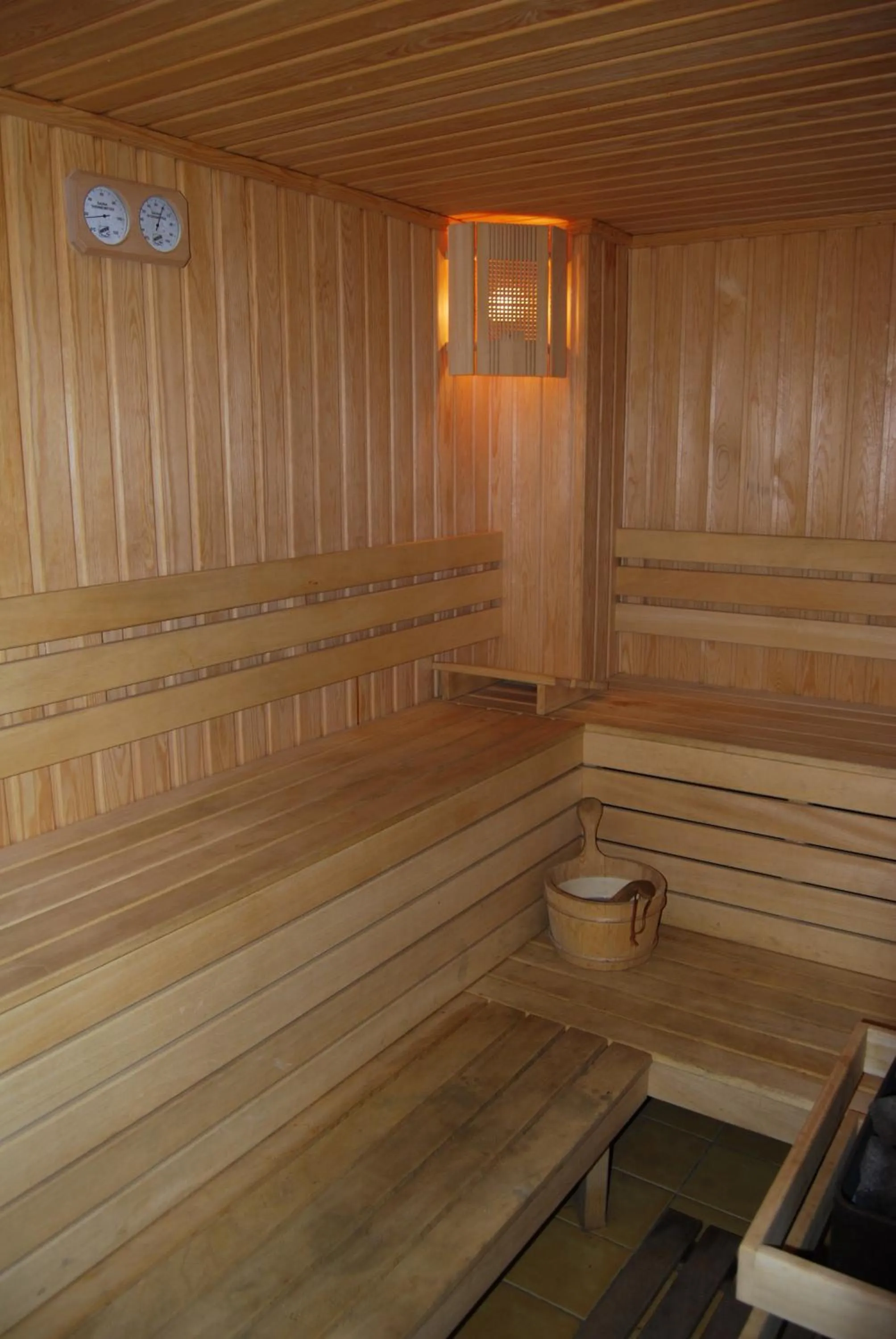 Area and facilities in Lilia 2 Family Hotel