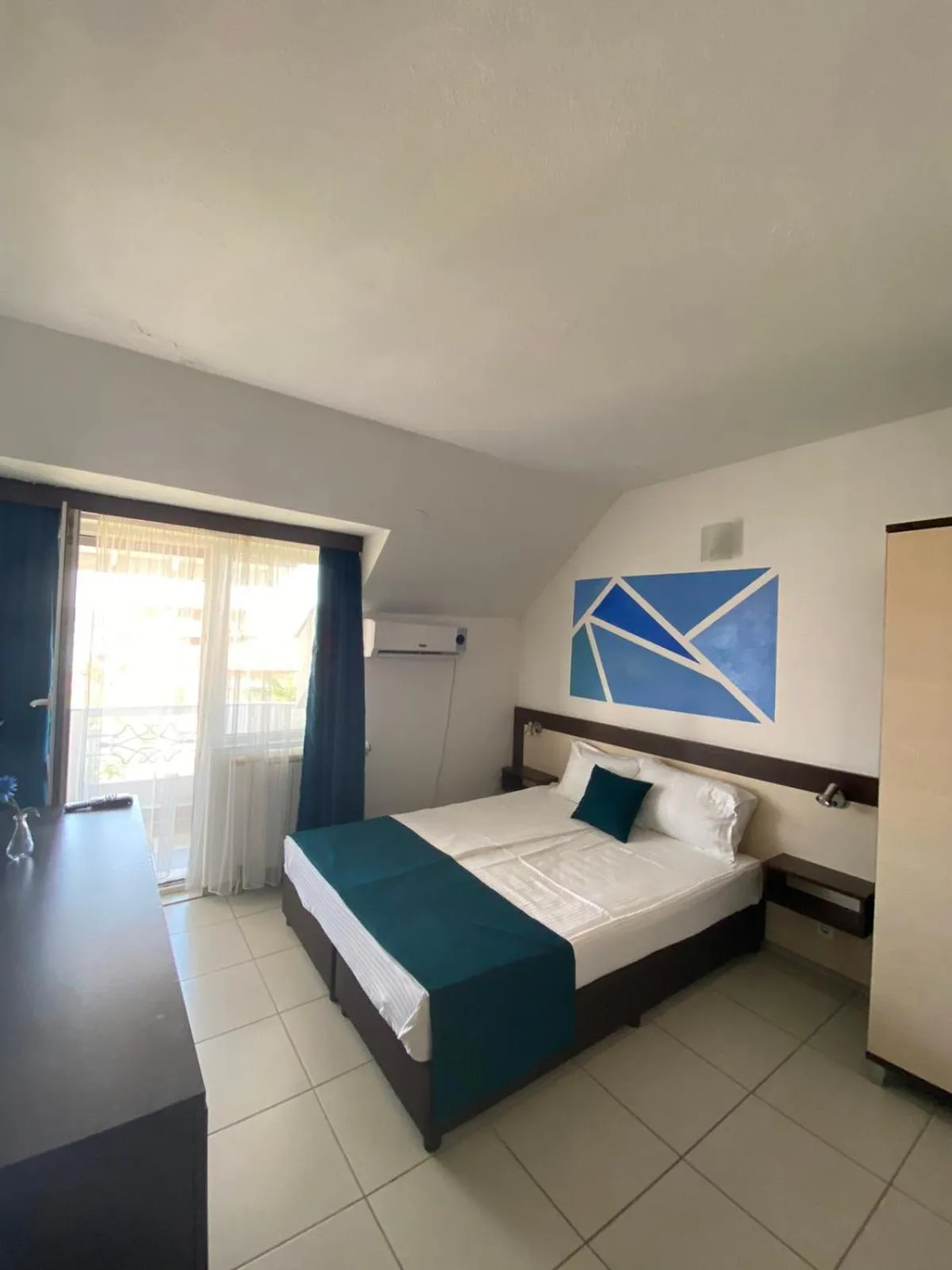 Lilia 2 Family Hotel