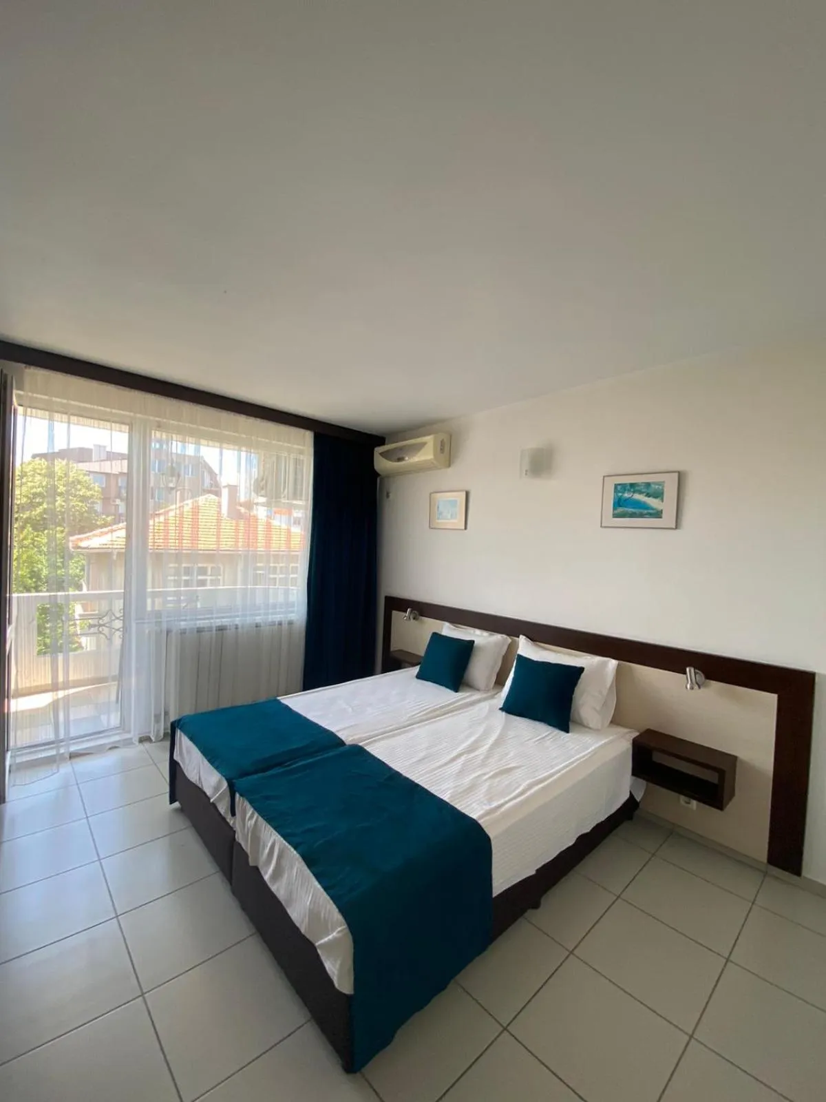 Lilia 2 Family Hotel