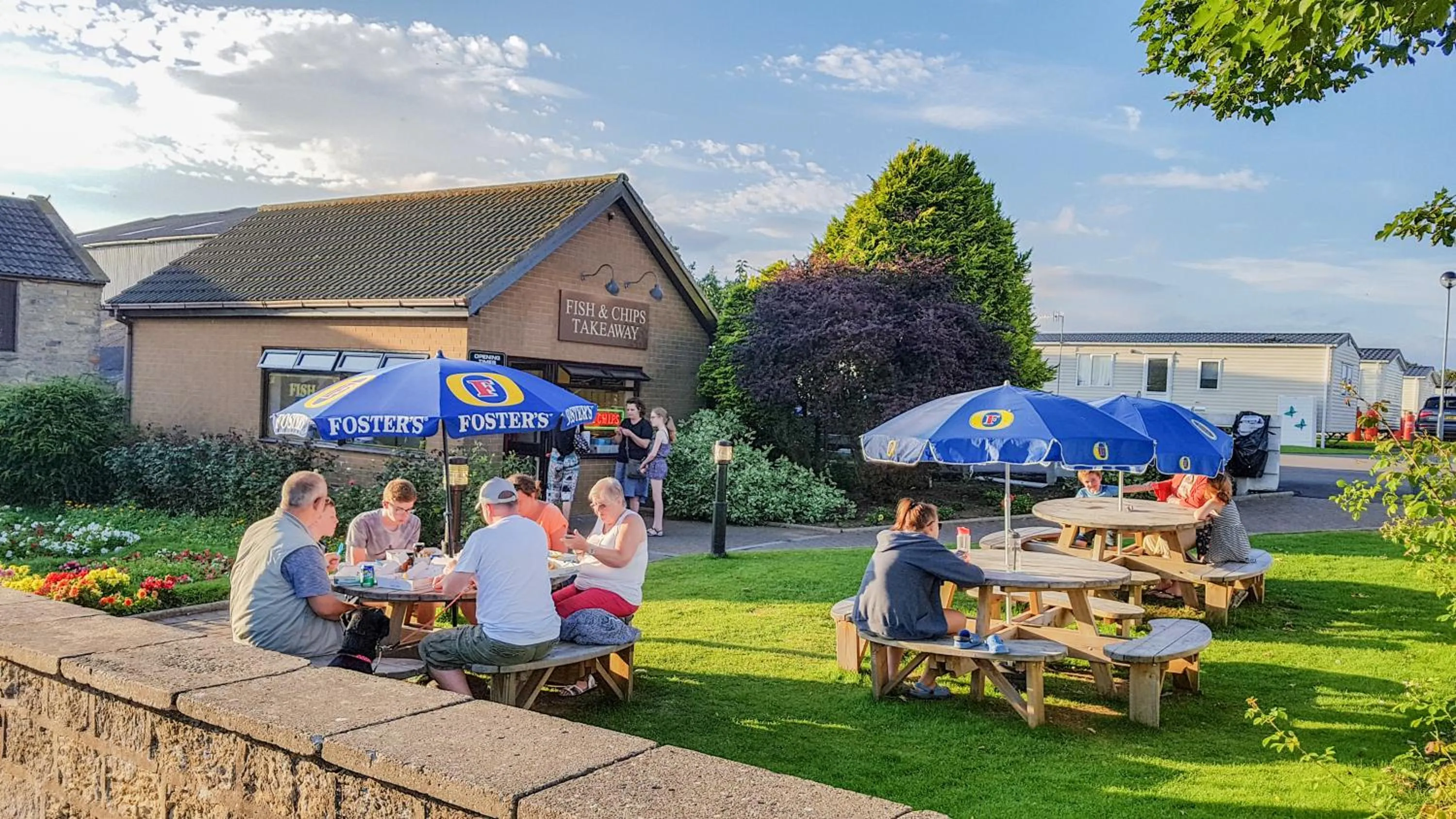 Restaurant/places to eat in Crows Nest Caravan Park