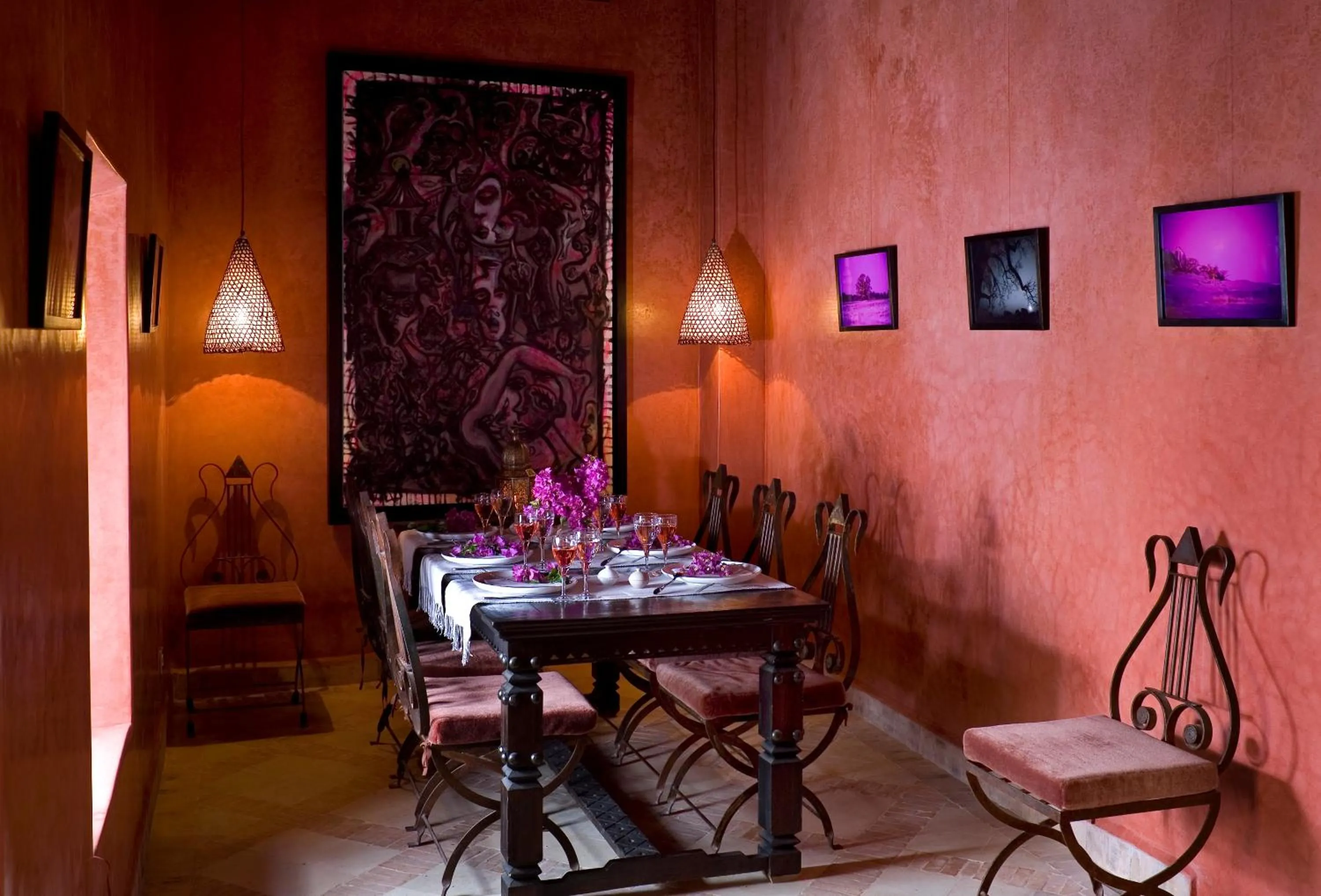 Restaurant/places to eat in Riad Meriem