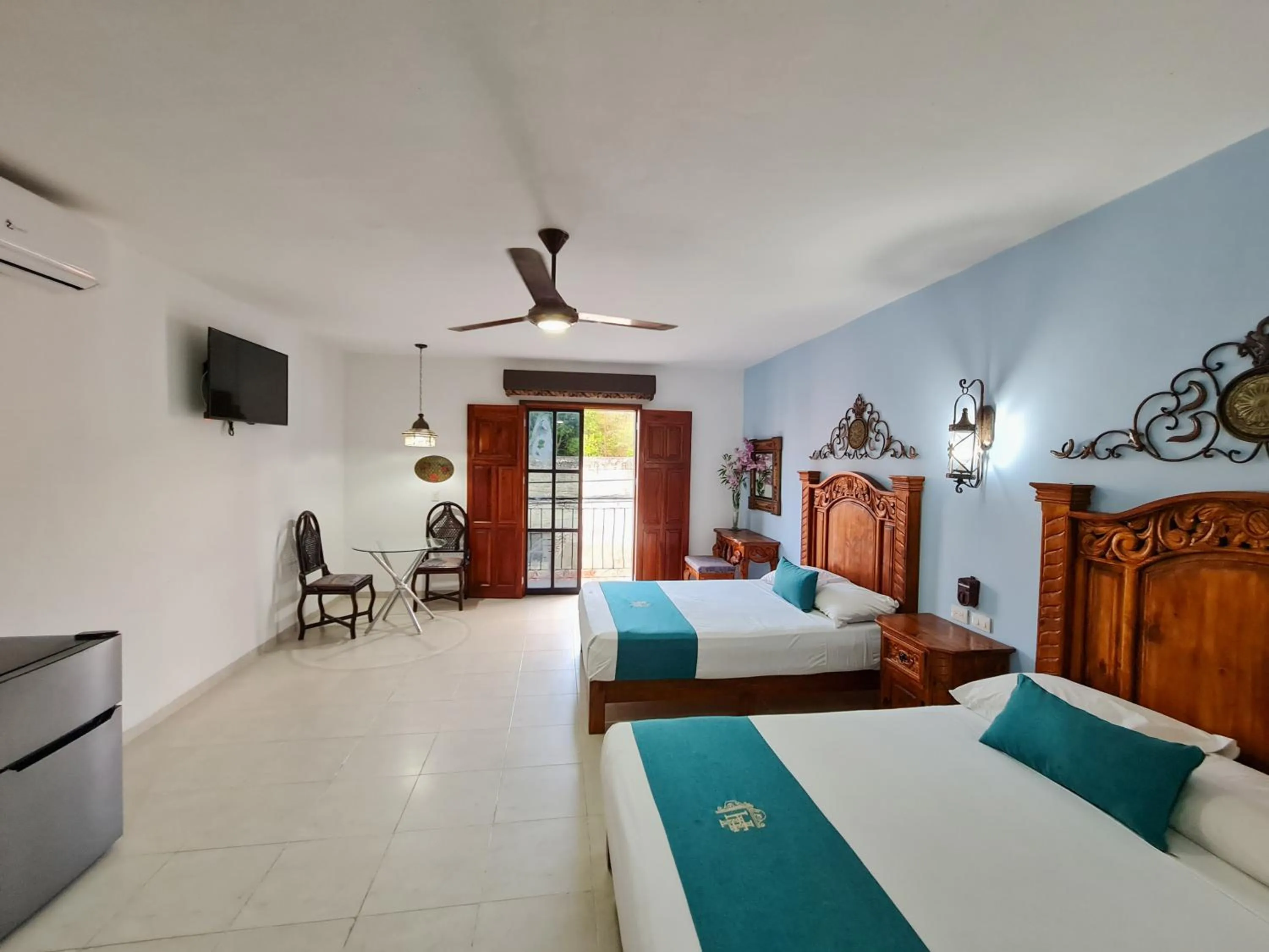 Bedroom, Bed in Hotel Fundadores