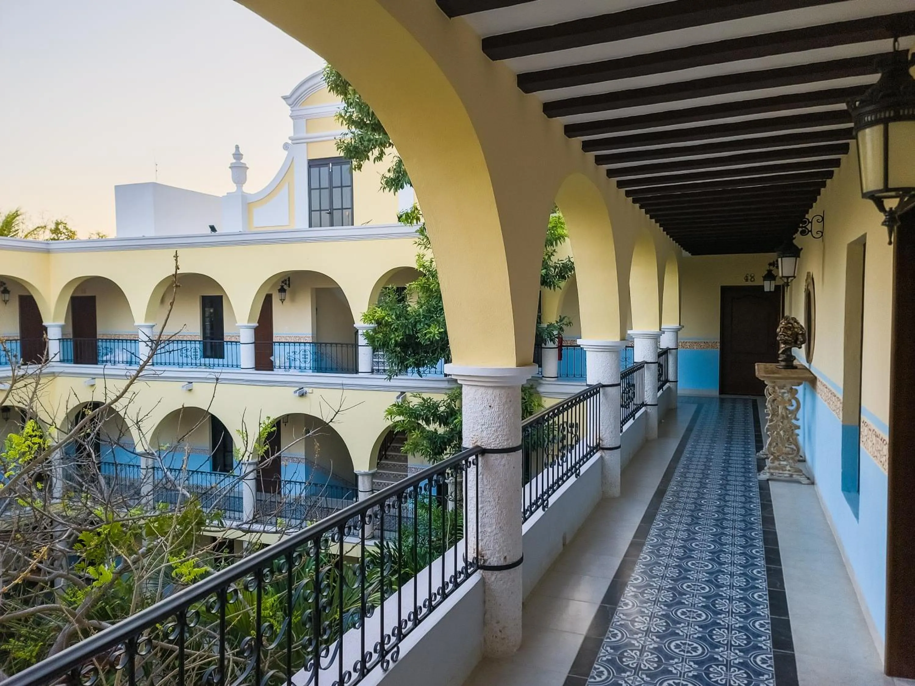 Property building in Hotel Fundadores