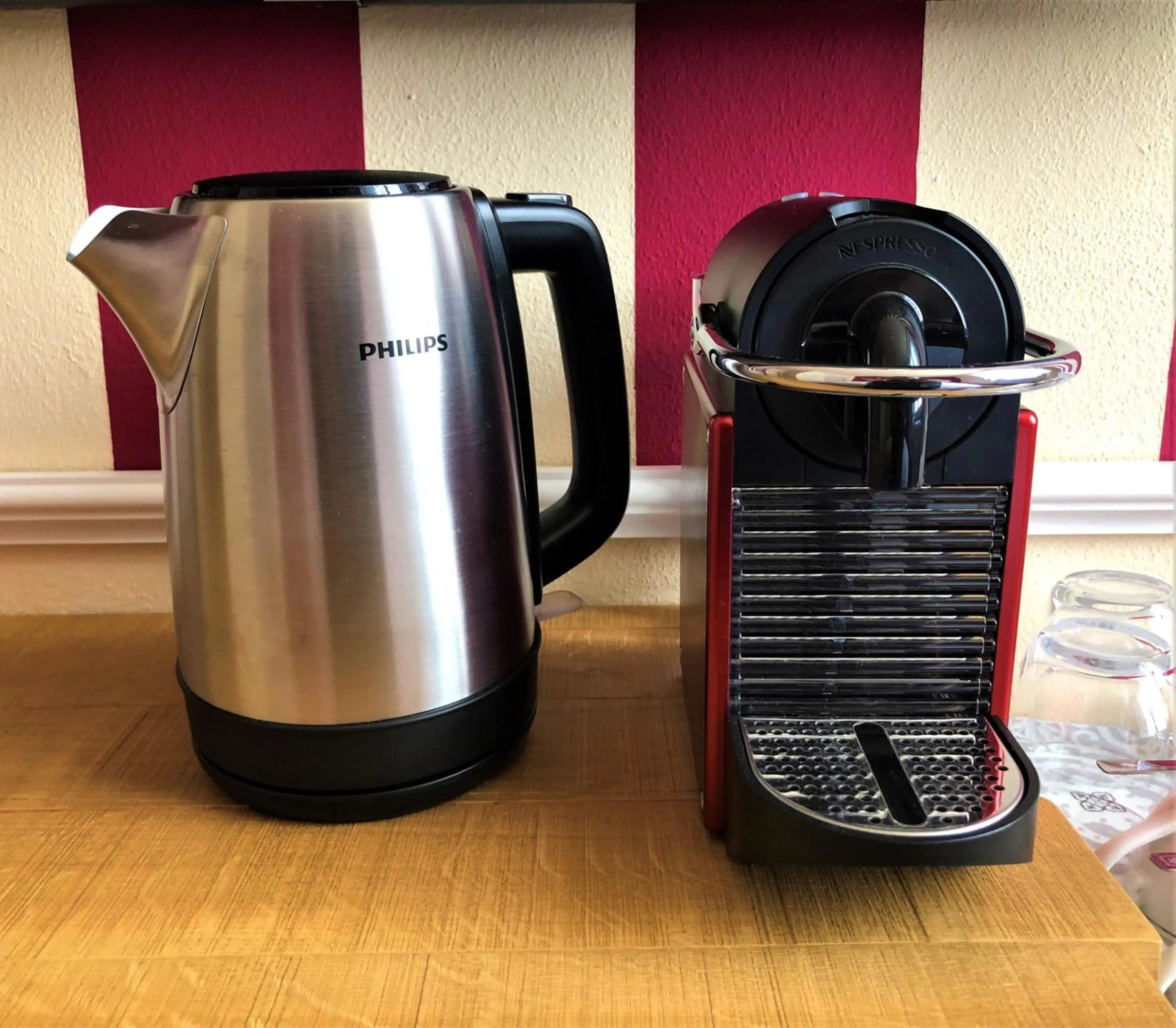 Coffee/tea facilities in Chalet Lucca