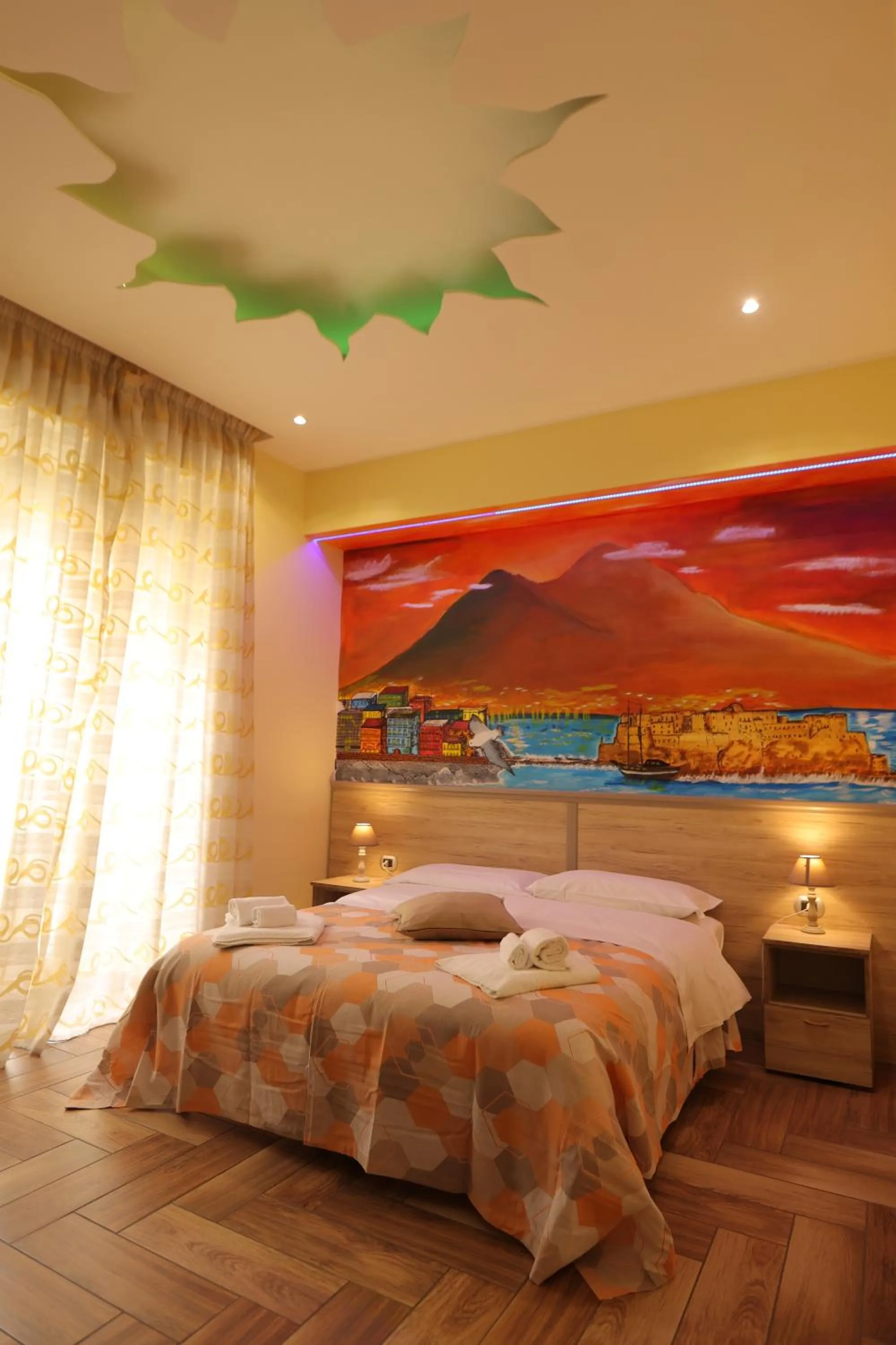 Photo of the whole room, Bed in L'Ammor e Napule