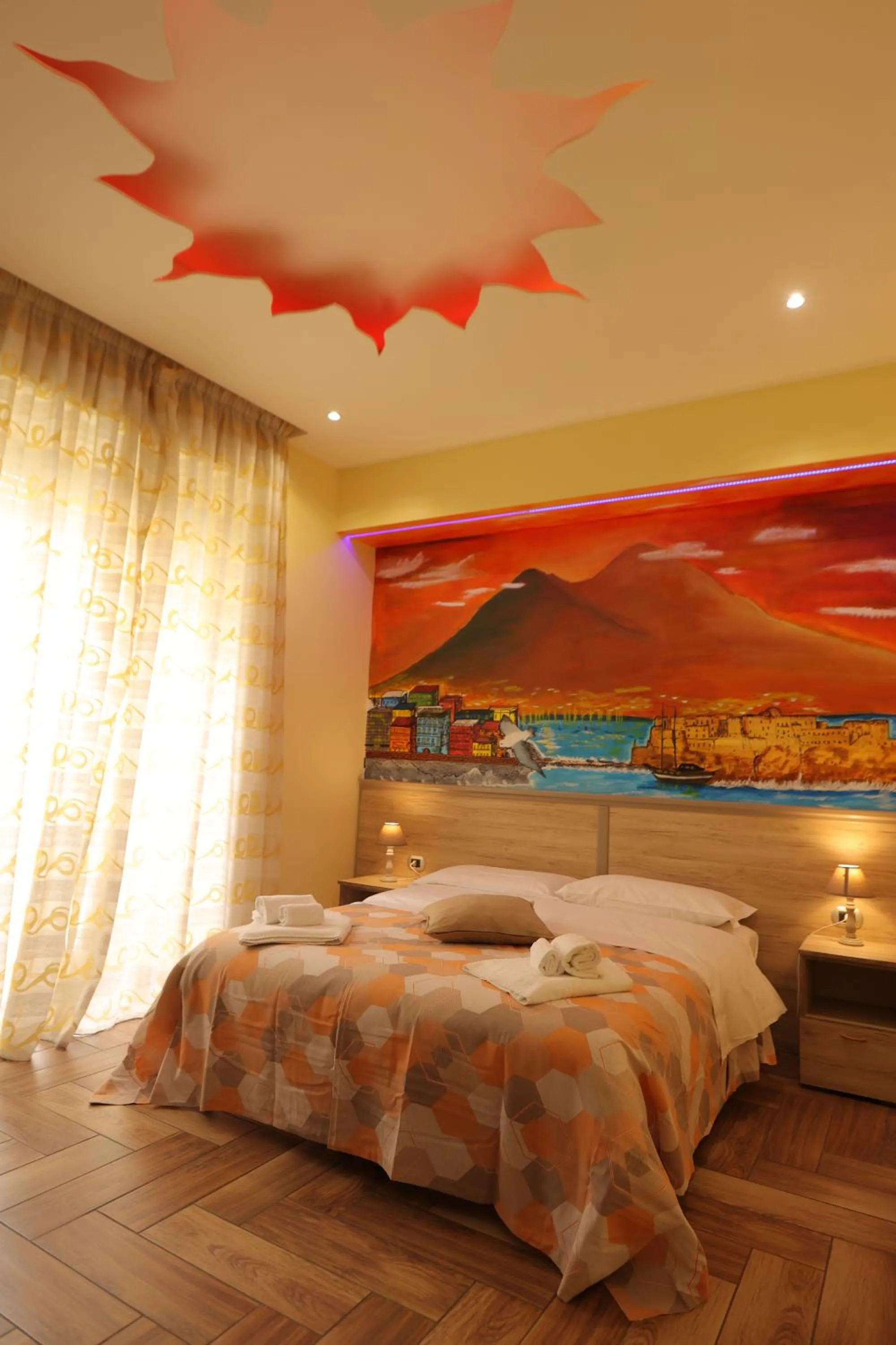 Photo of the whole room, Bed in L'Ammor e Napule