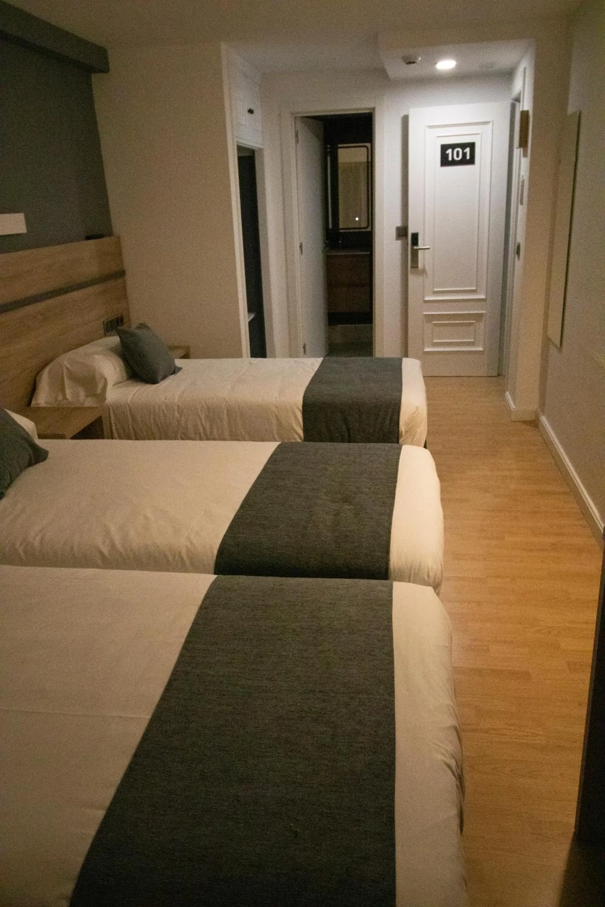 Photo of the whole room, Bed in Hostal Alda Palencia Plaza