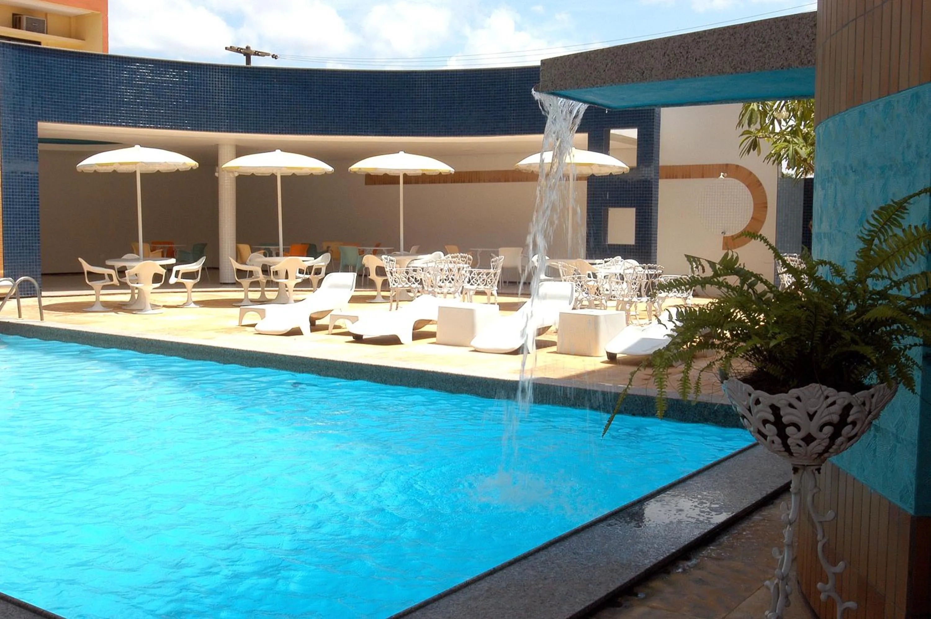 Swimming pool in Hotel Praia Ponta d'Areia