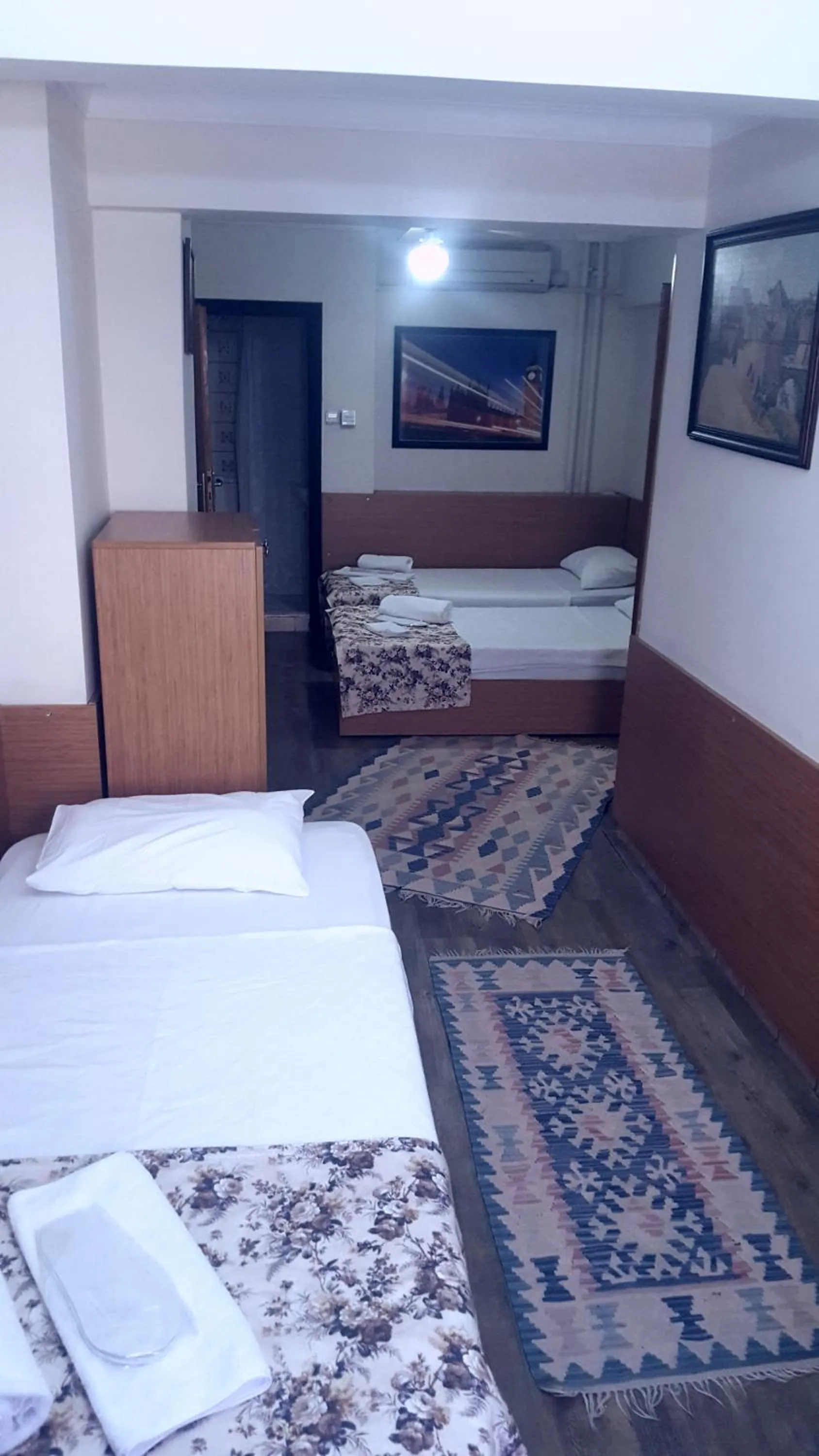 Photo of the whole room, Bed in Kadikoy Otel
