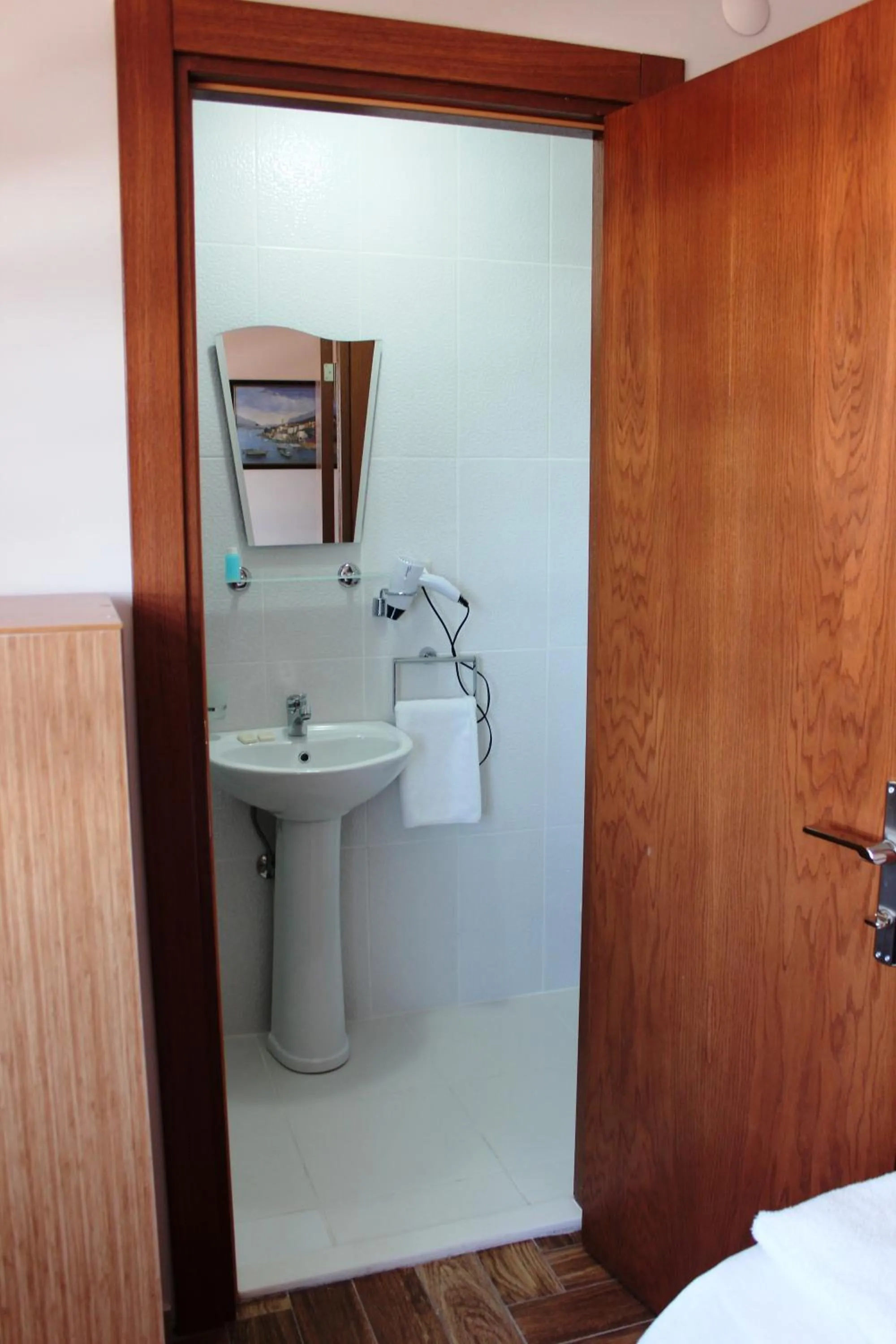 Bathroom in Kadikoy Otel