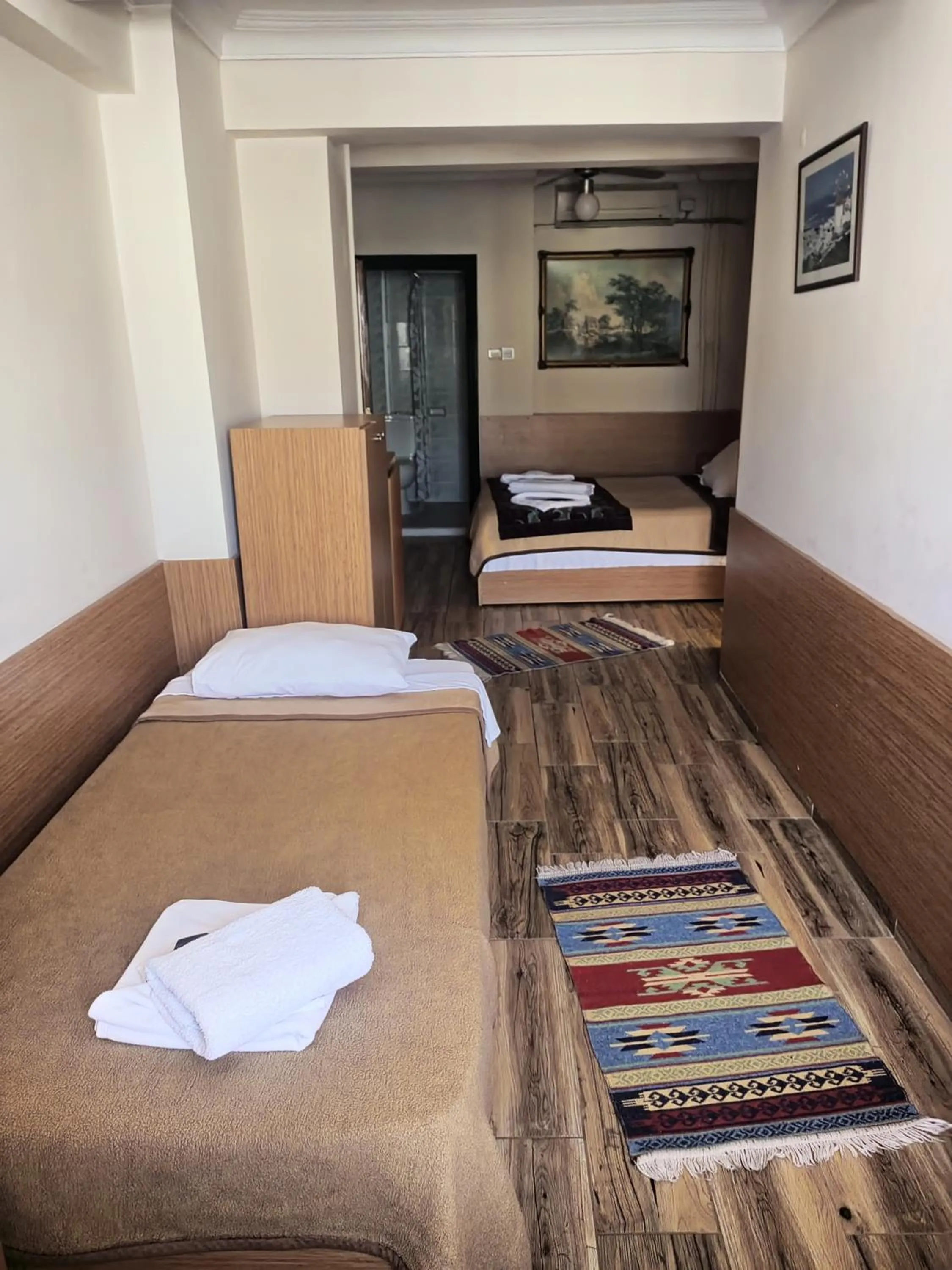 Photo of the whole room, Bed in Kadikoy Otel