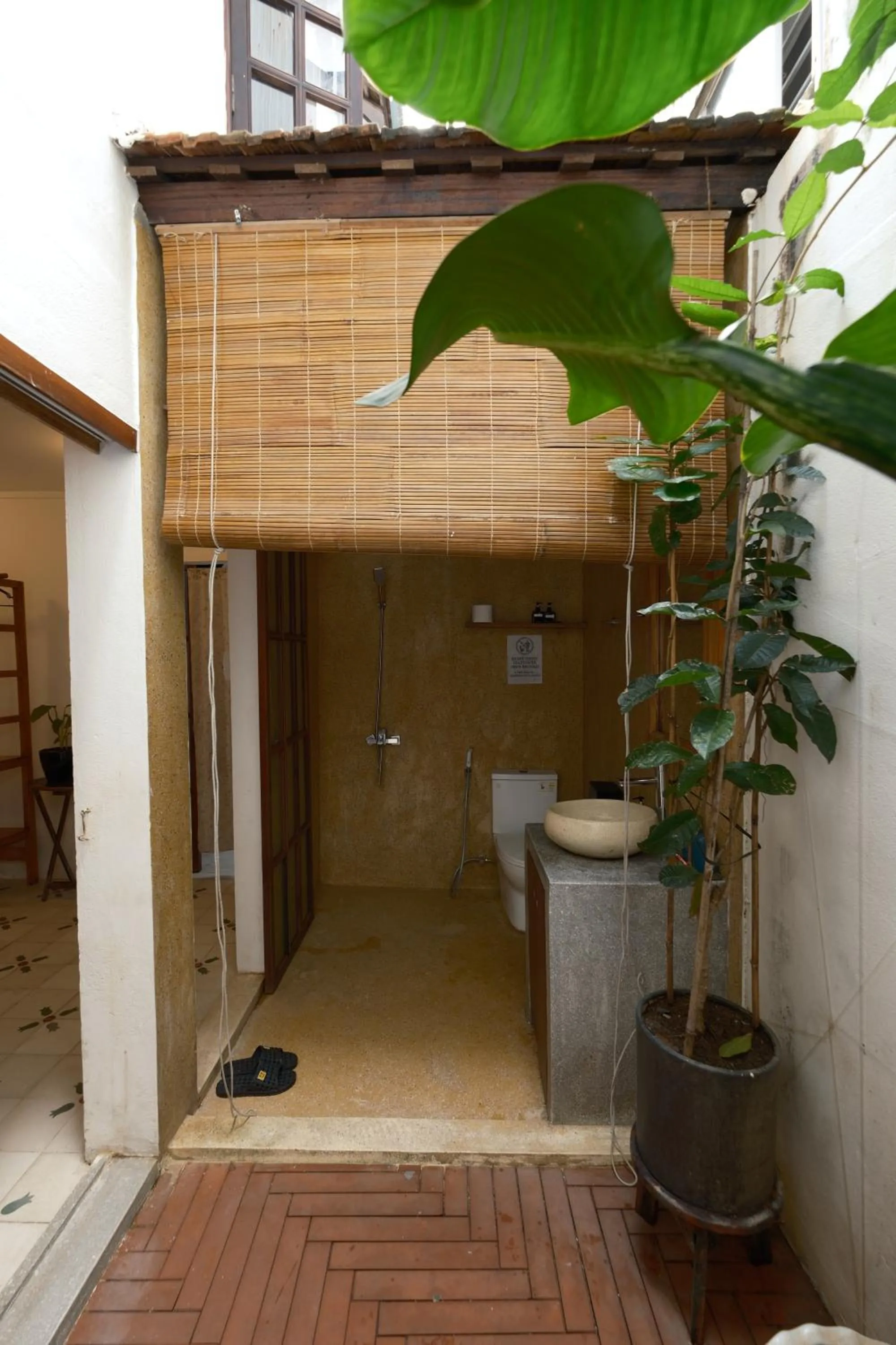 Toilet in a-mâze house