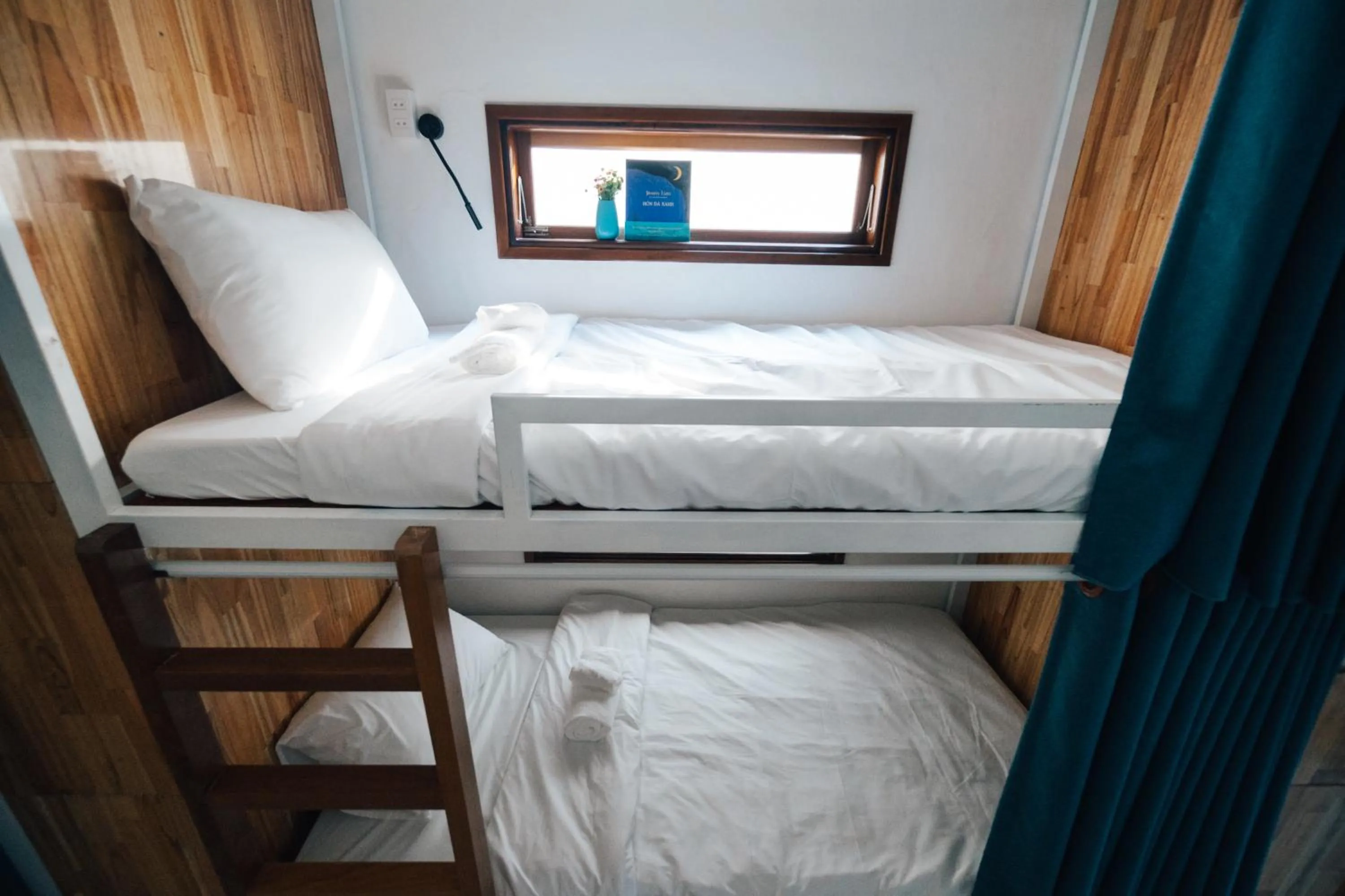 Garden, Bed in a-mâze house