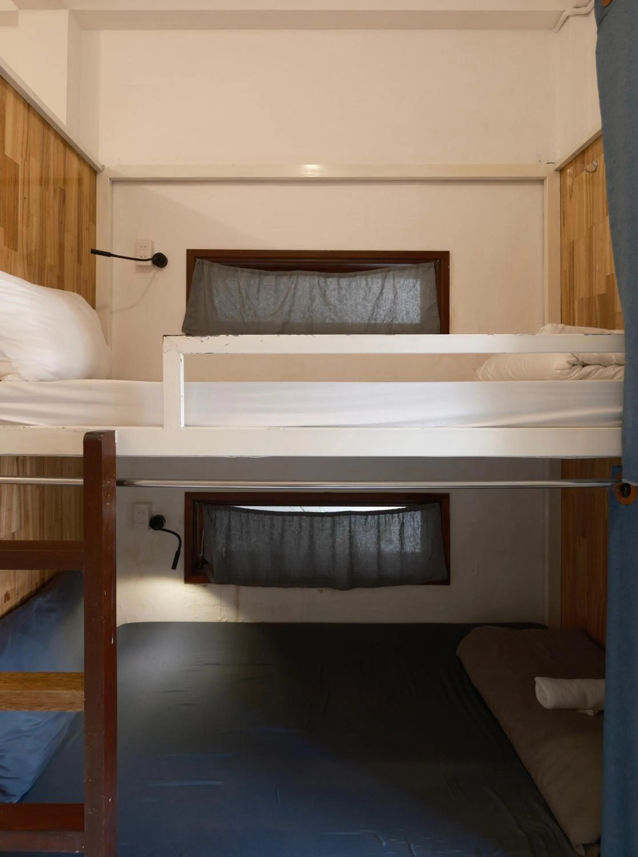 bunk bed, Bed in a-mâze house