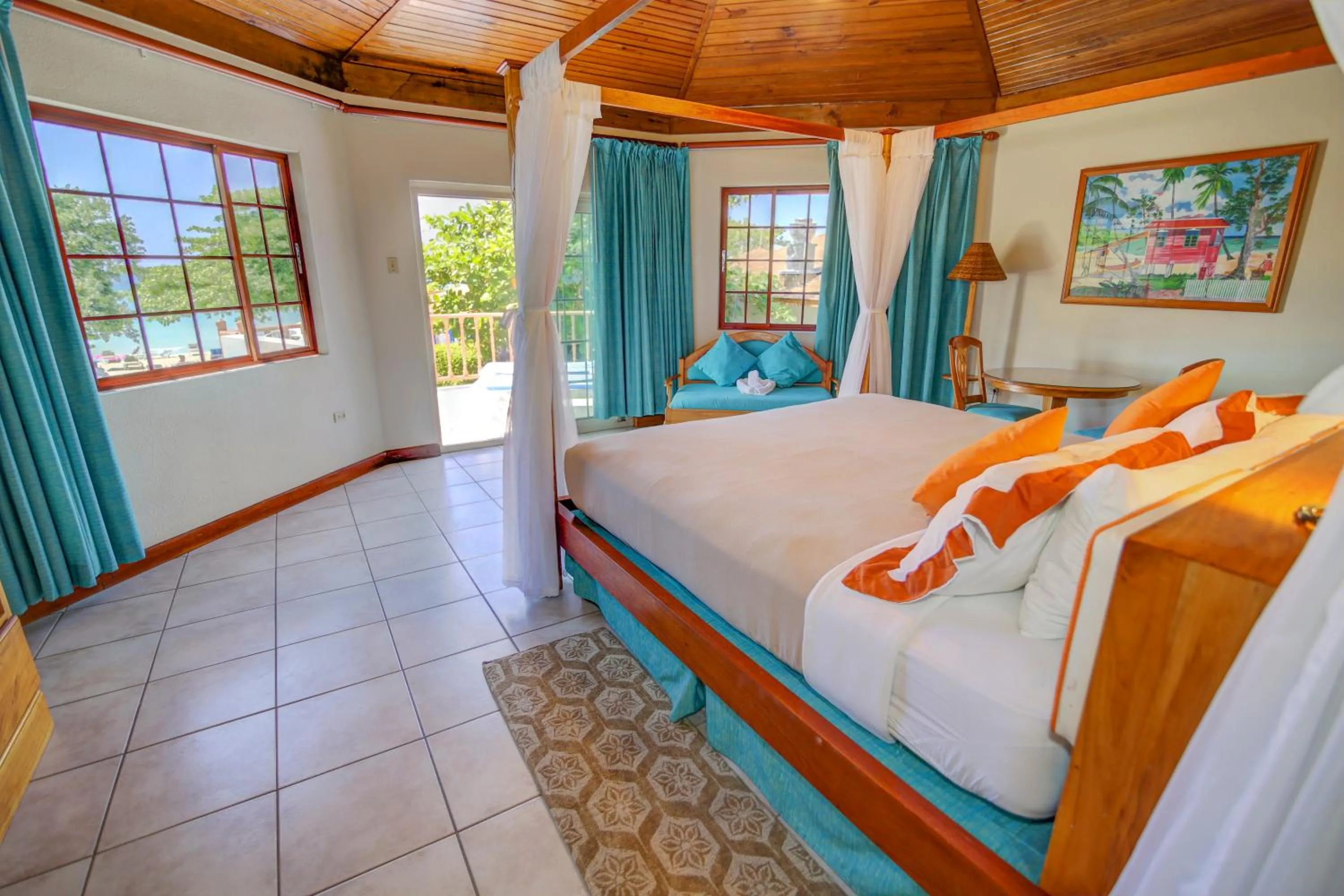 Photo of the whole room, Bed in Coco La Palm